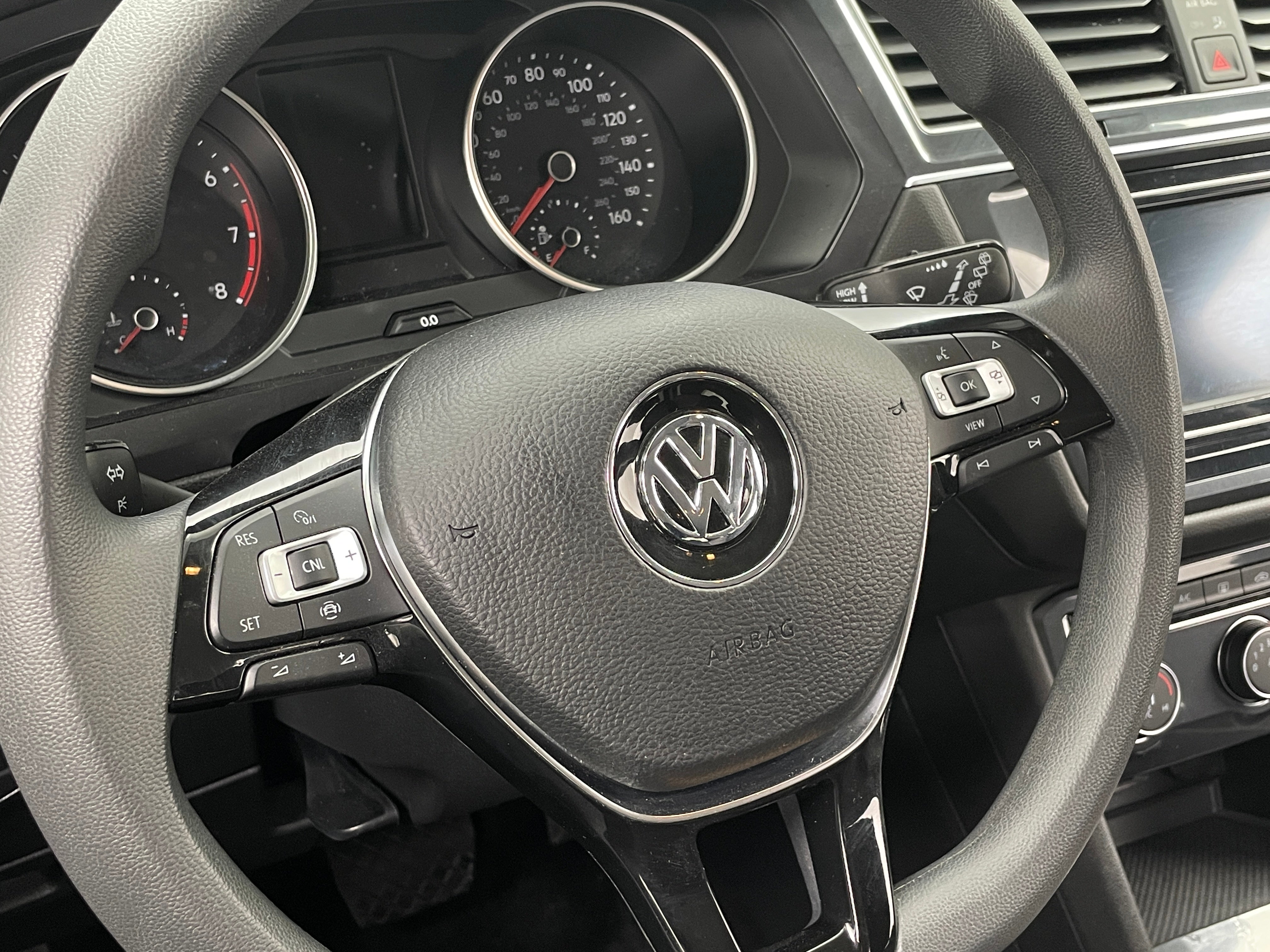 2019 Volkswagen Tiguan 2.0T 5