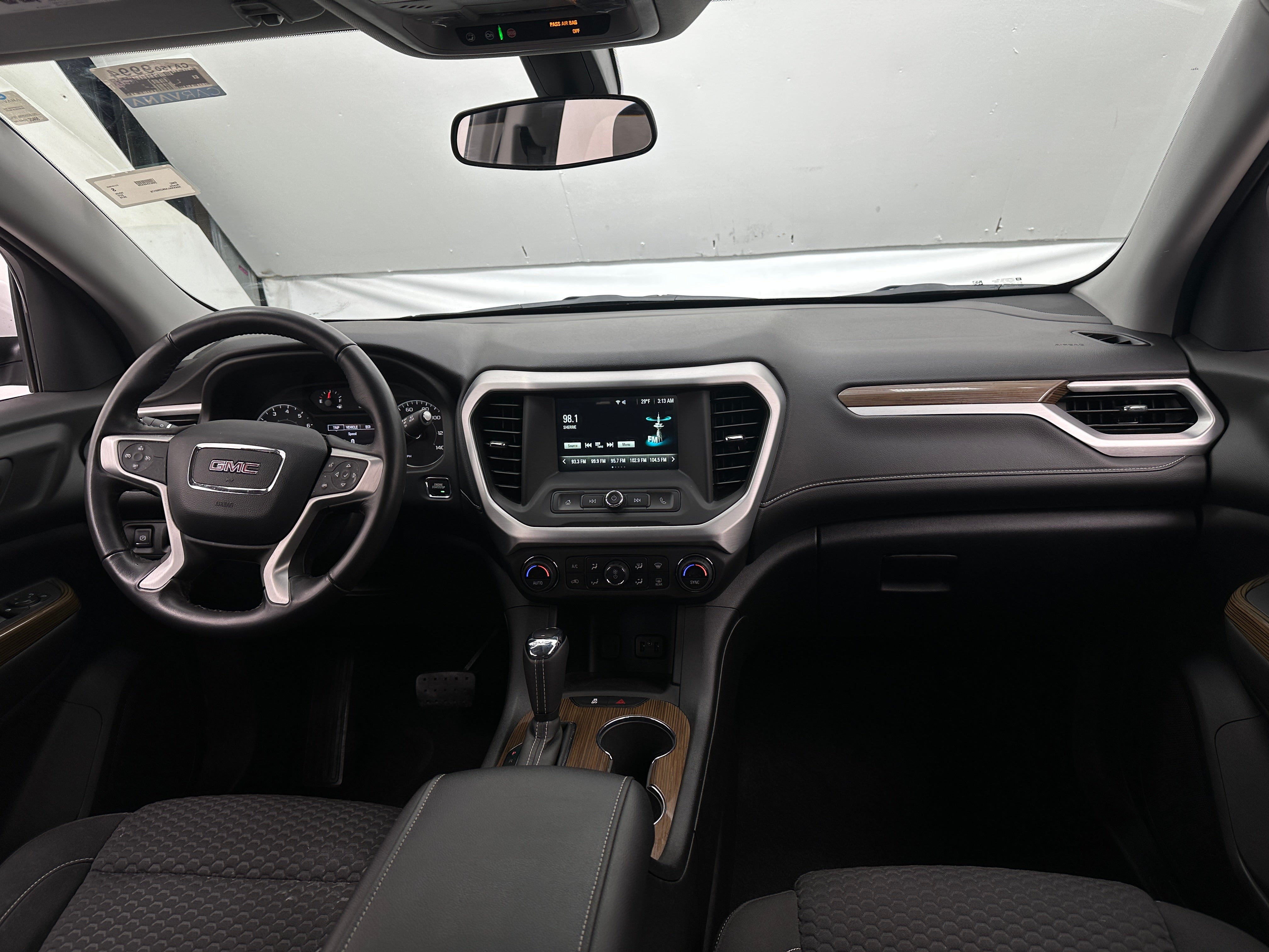 2019 GMC Acadia SLE 3