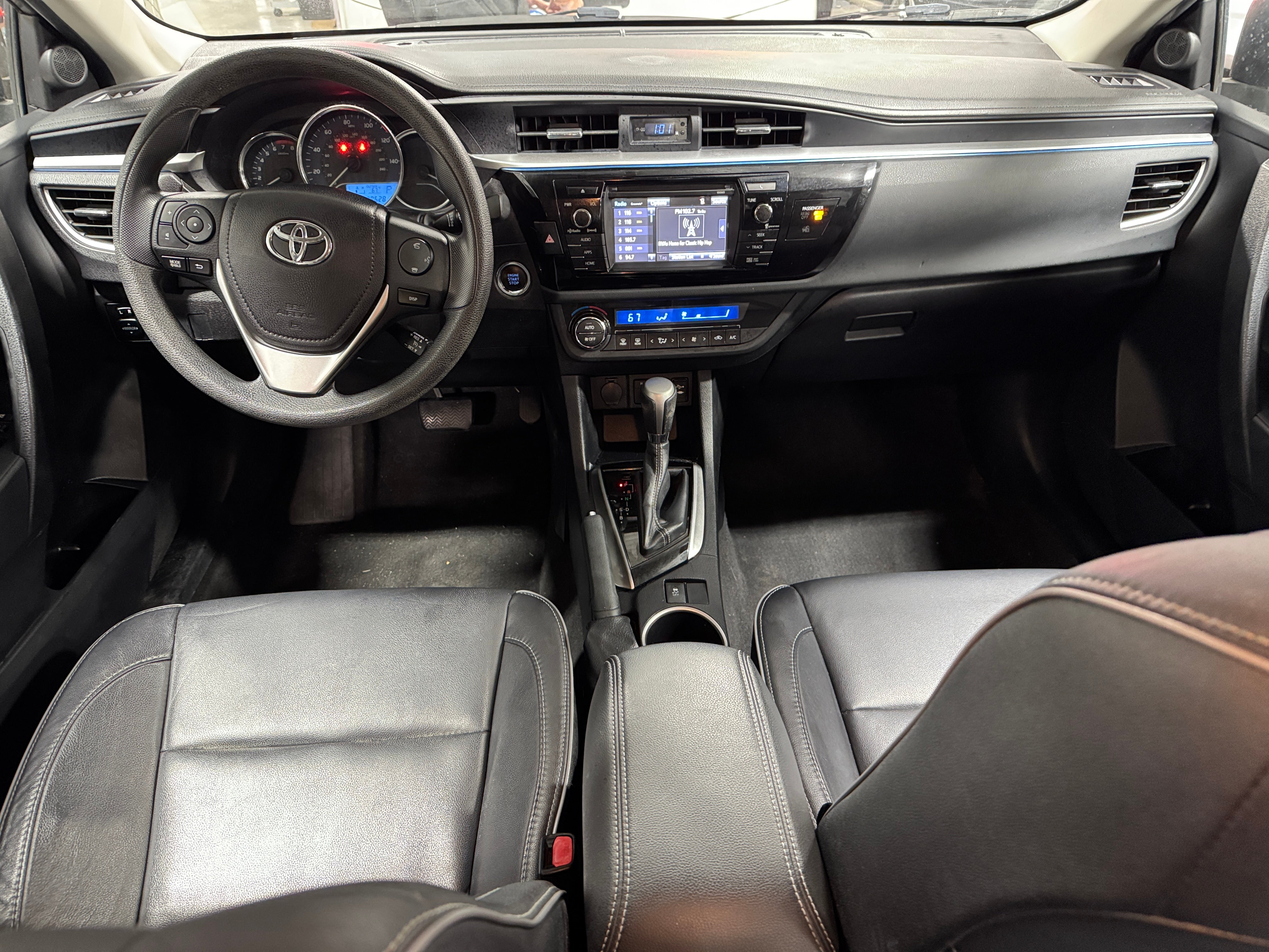 2016 Toyota Corolla LE Premium 3