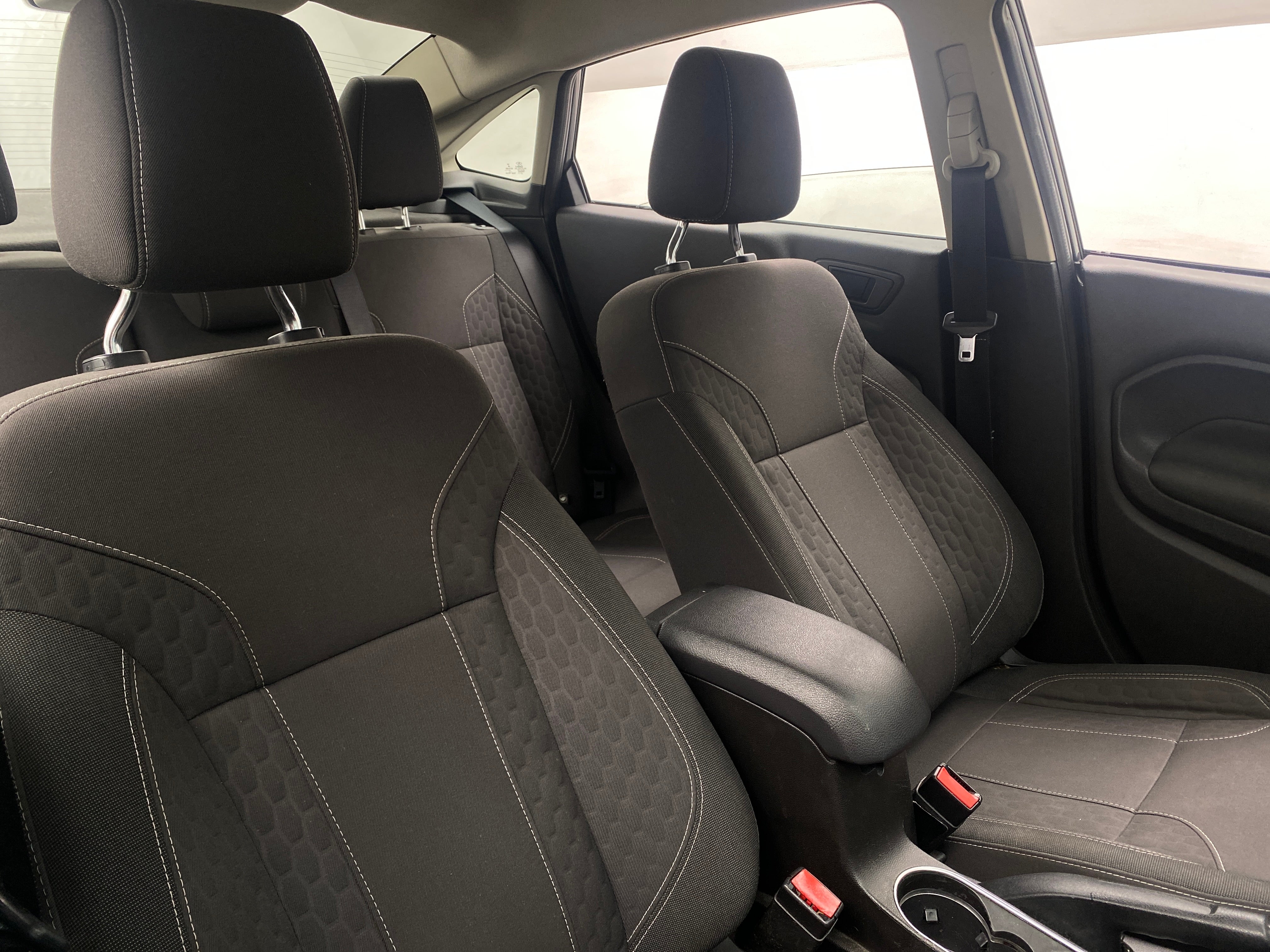 2019 Ford Fiesta SE 2