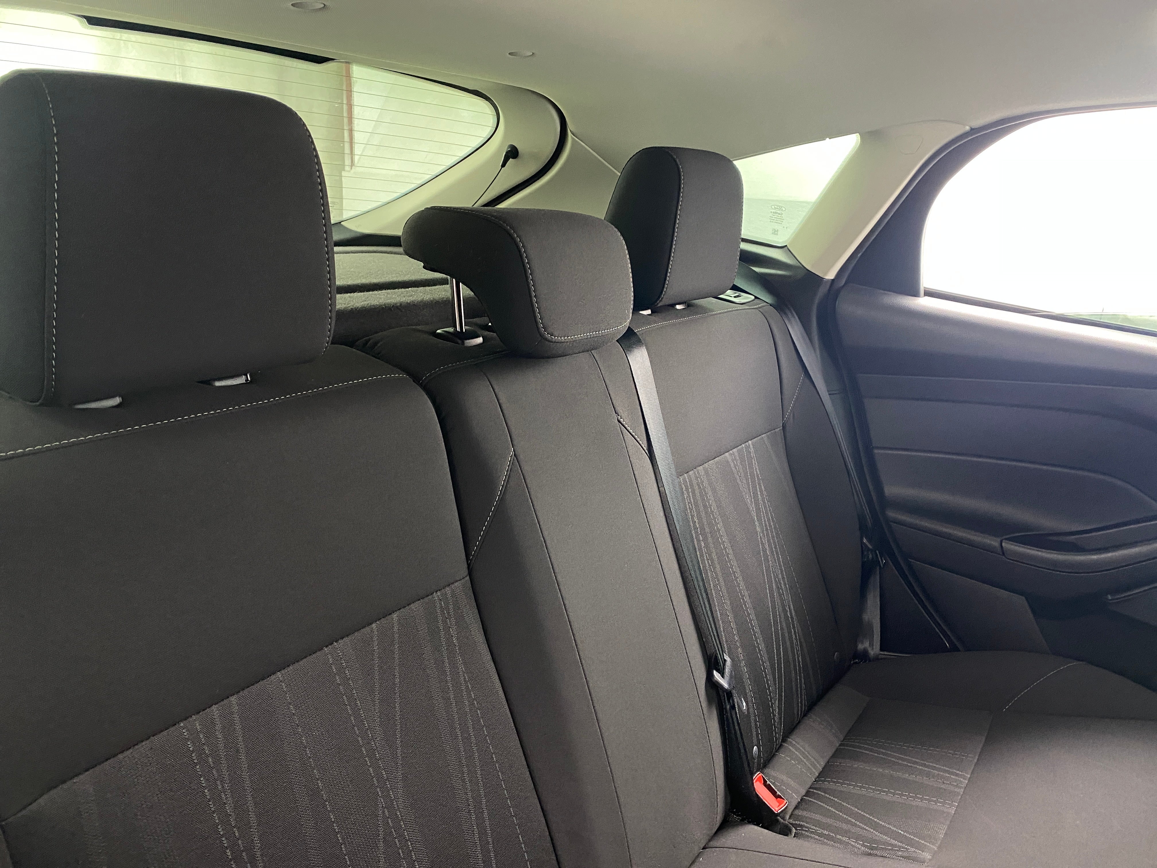 2016 Ford Focus SE 6