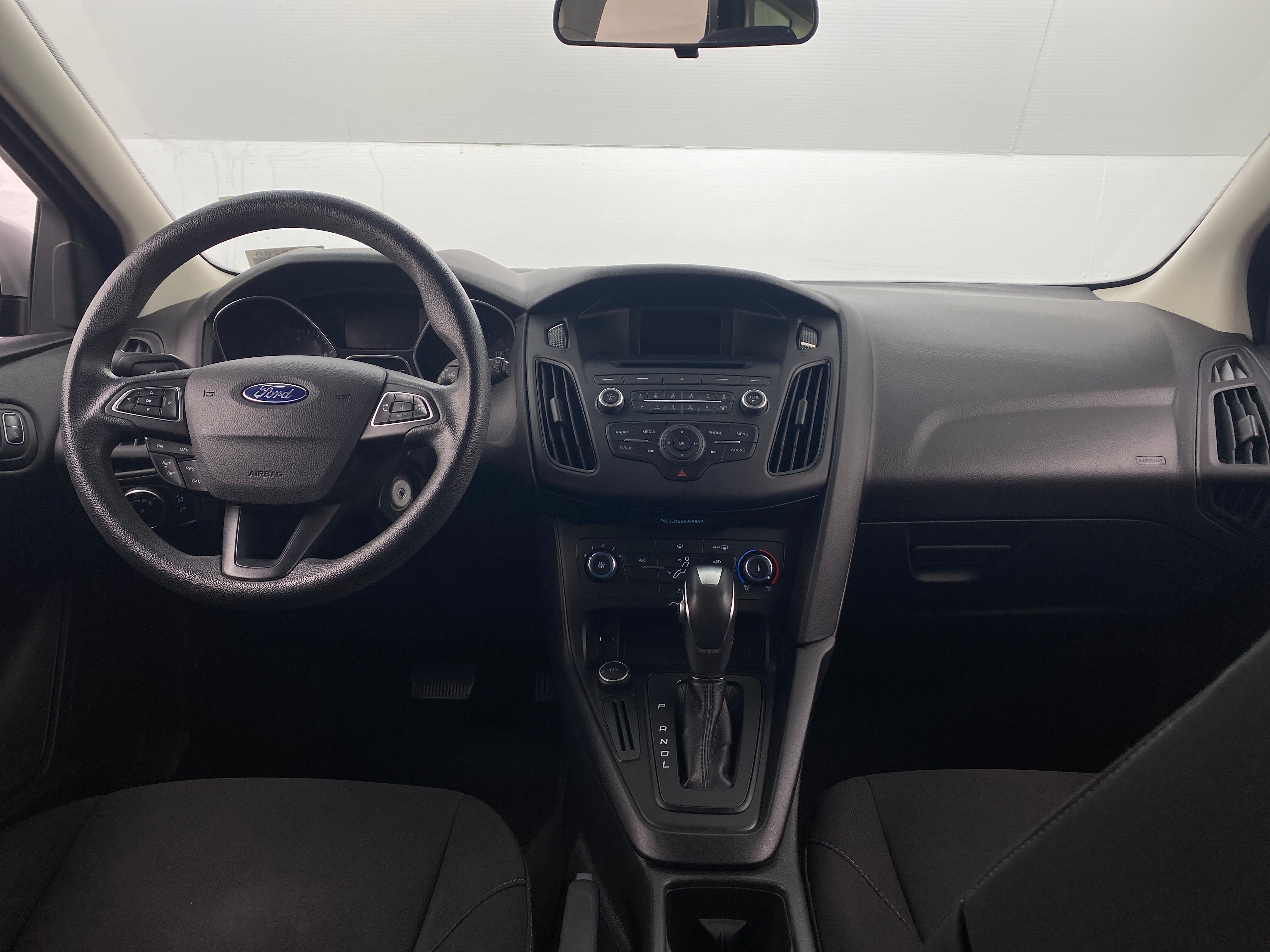 2016 Ford Focus SE 3