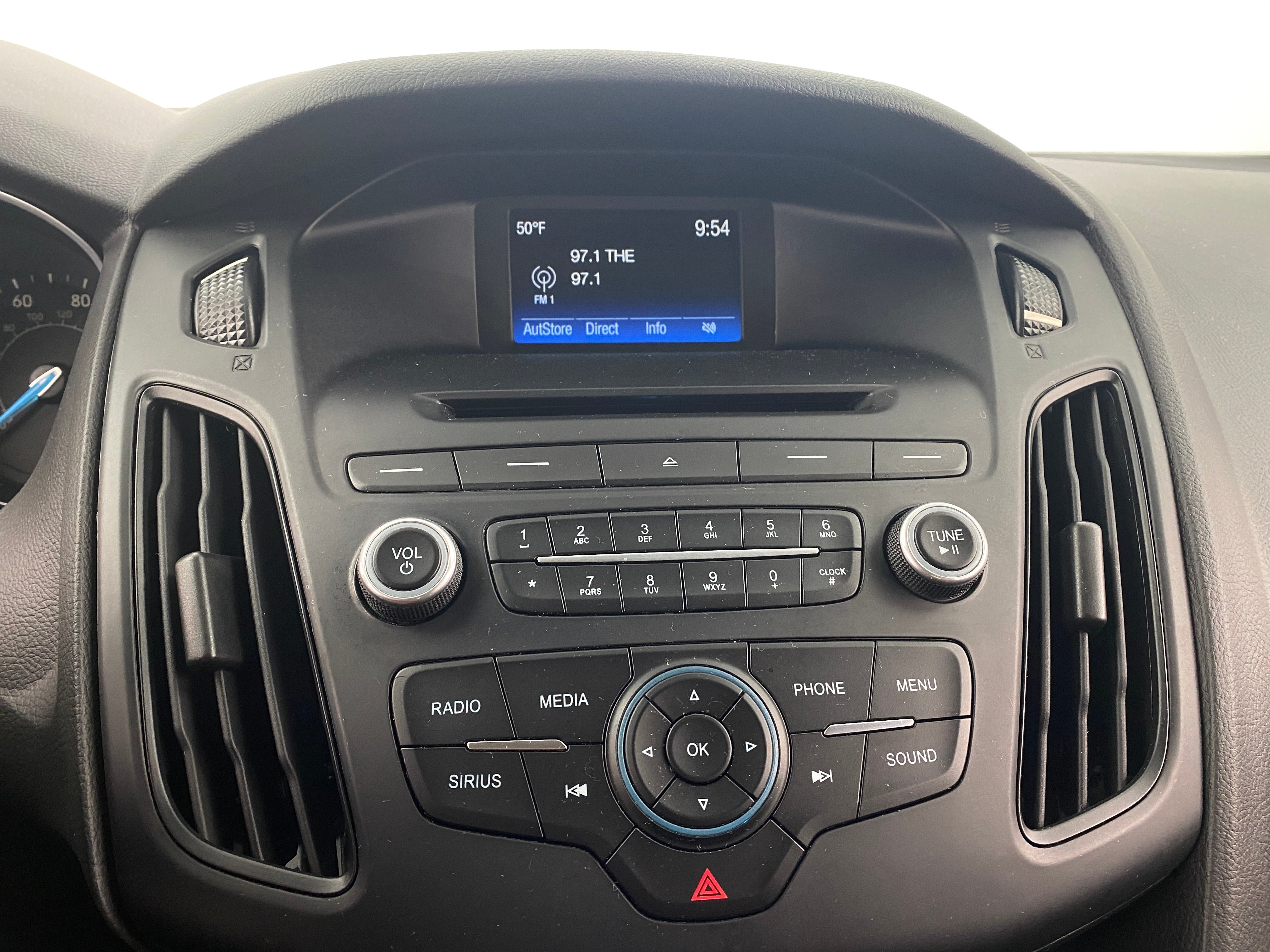2016 Ford Focus SE 4