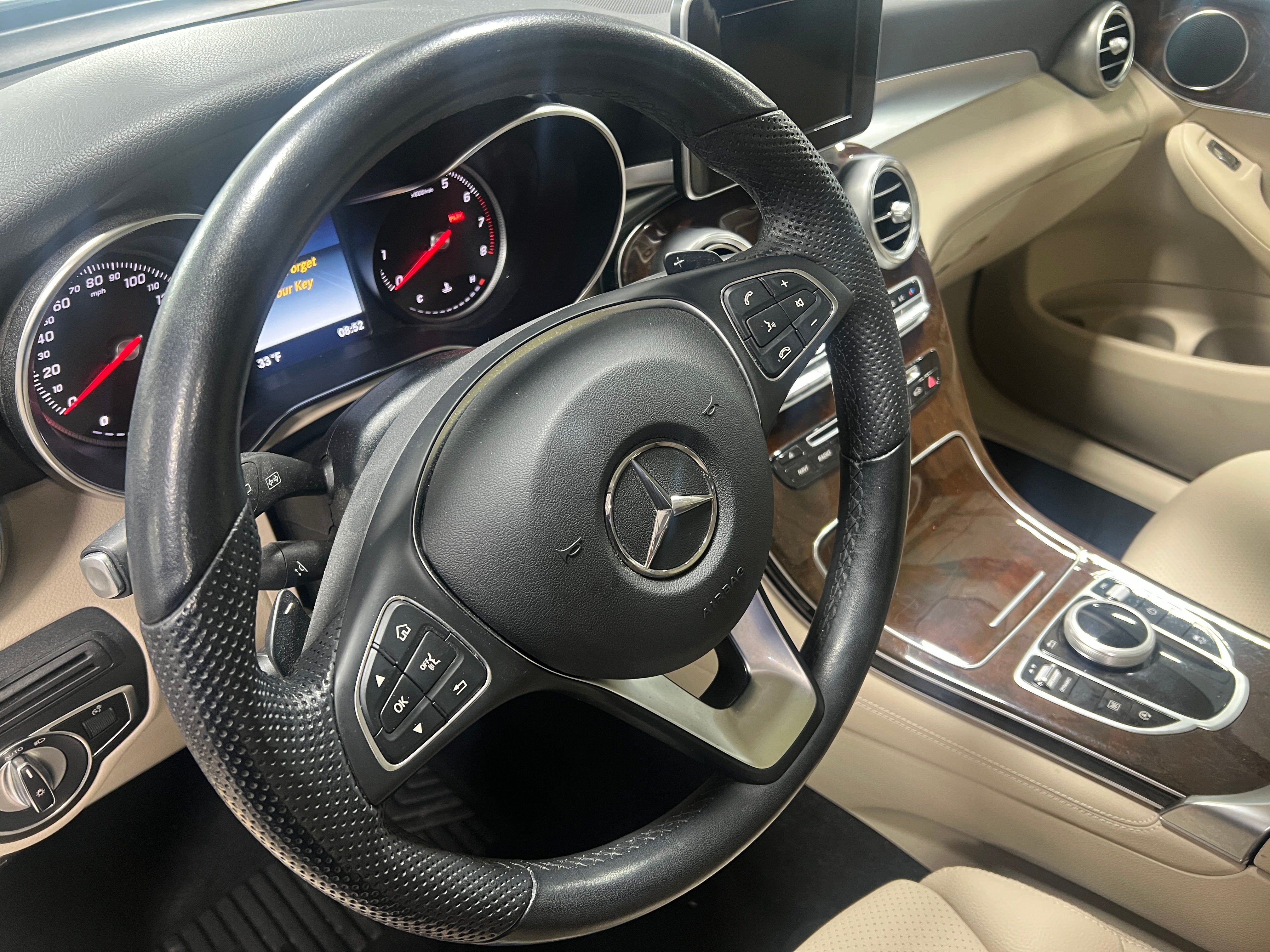 2019 Mercedes-Benz GLC 300 5