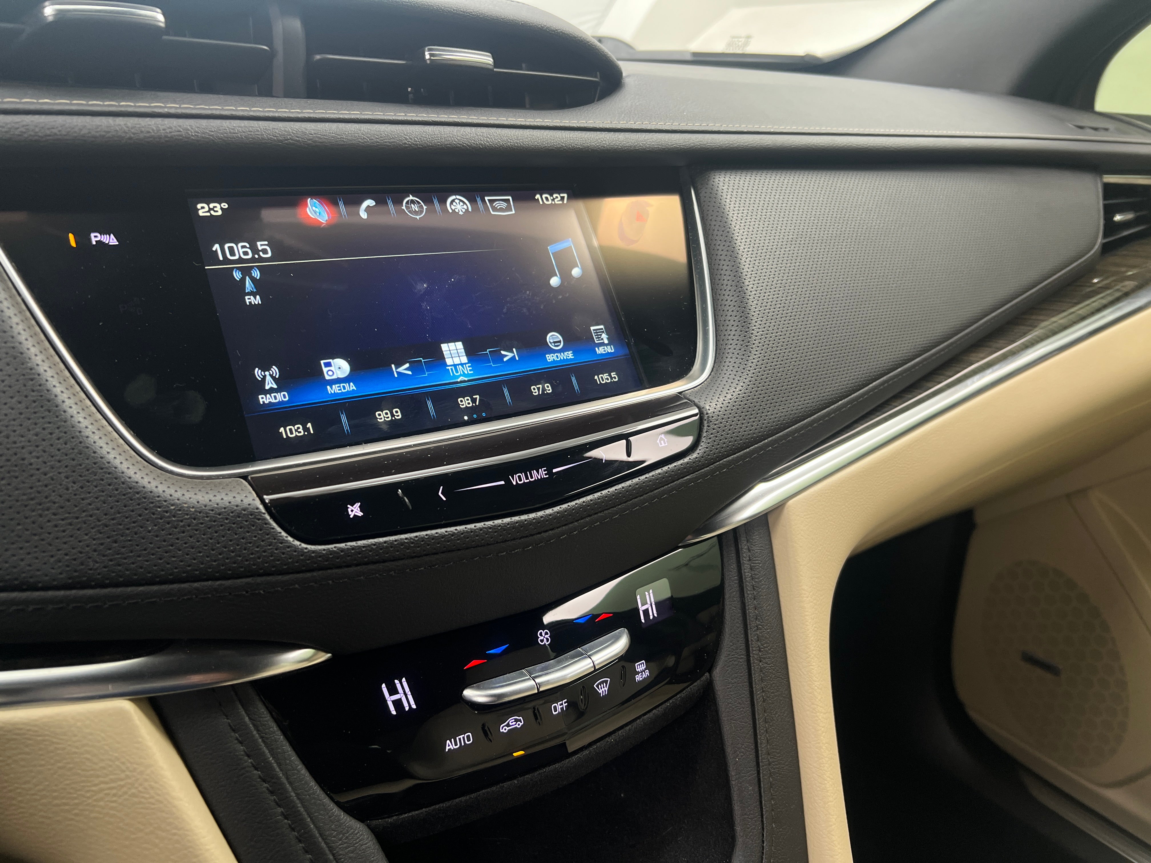 2019 Cadillac XT5 Base 4