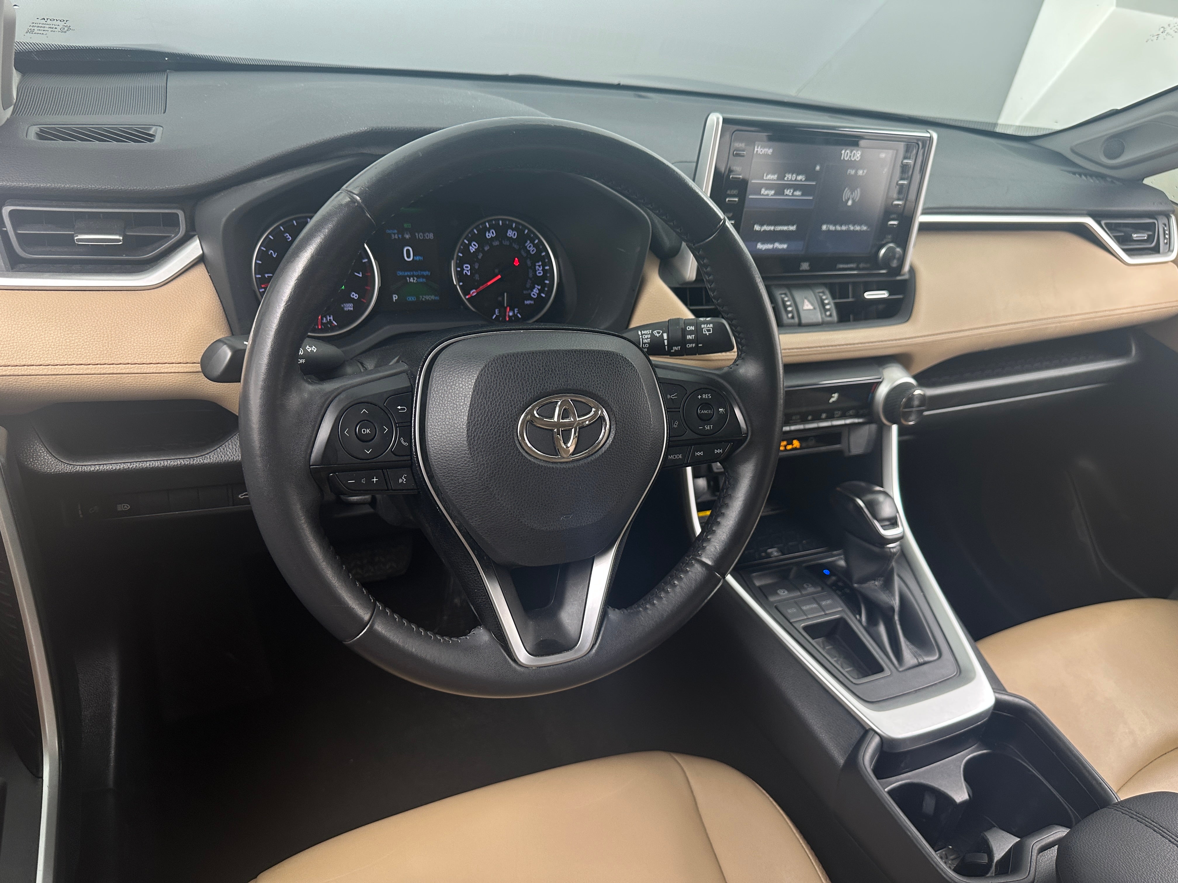 2019 Toyota RAV4 XLE Premium 3