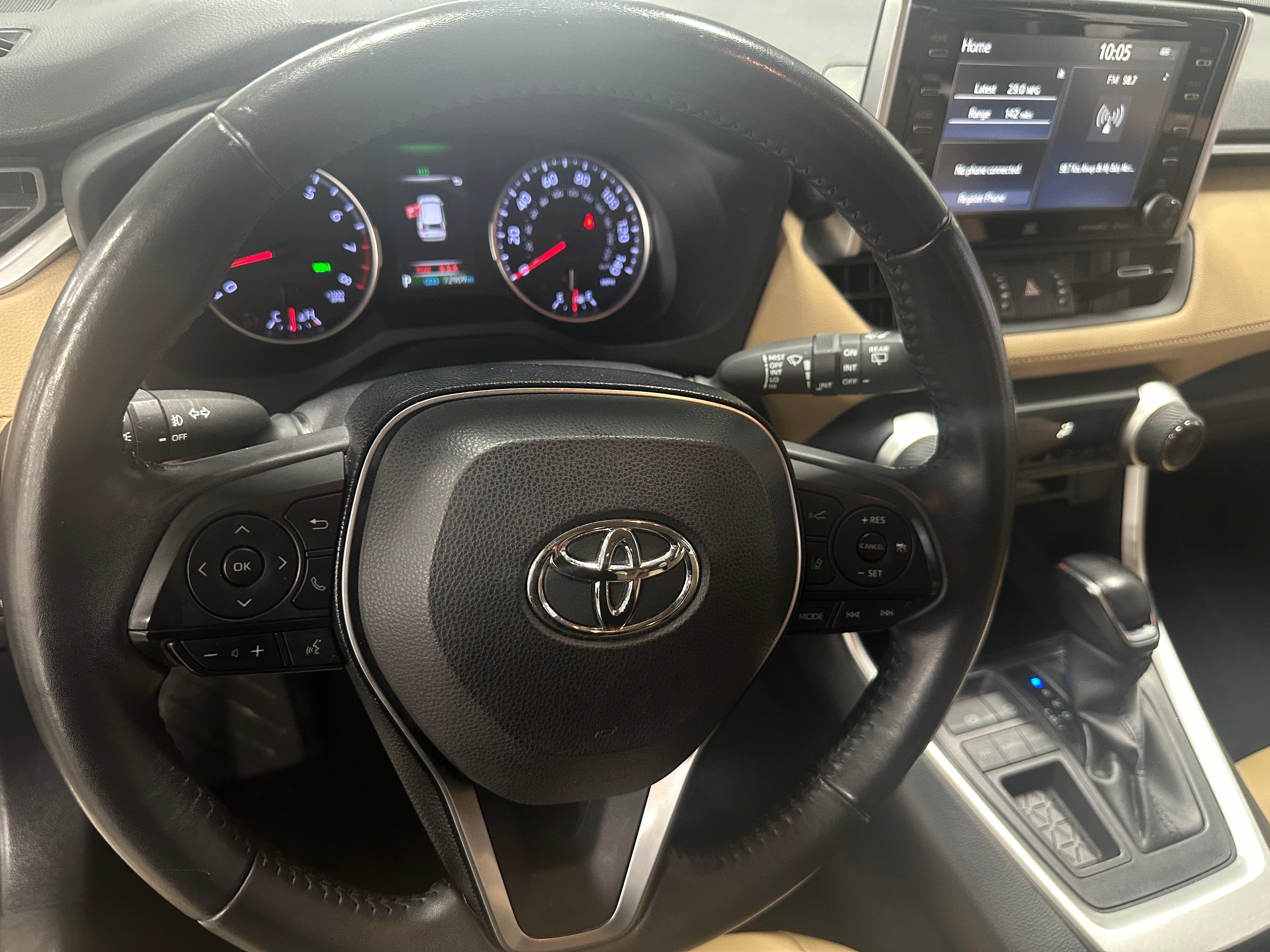 2019 Toyota RAV4 XLE Premium 5