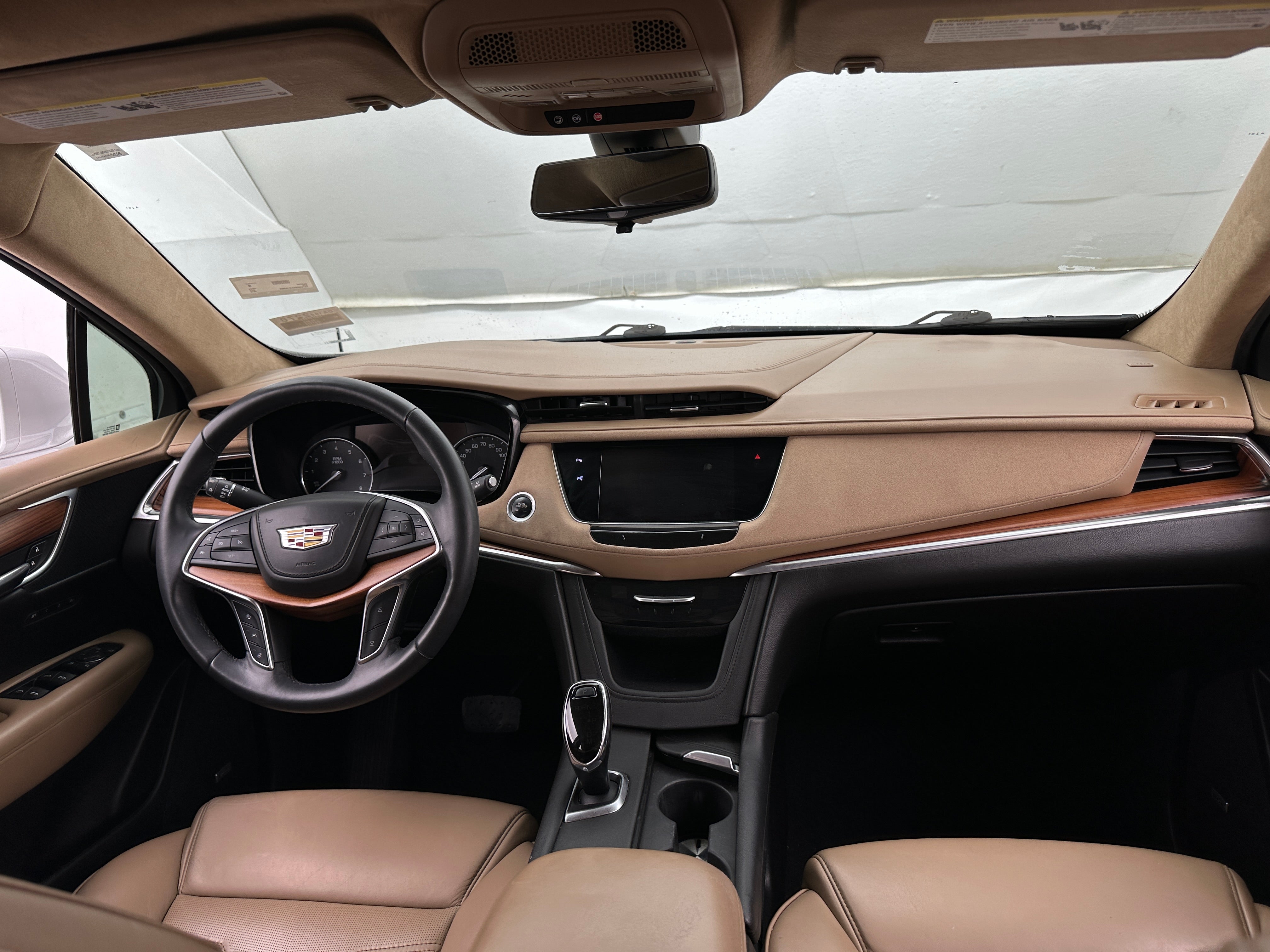 2018 Cadillac XT5 Platinum 2