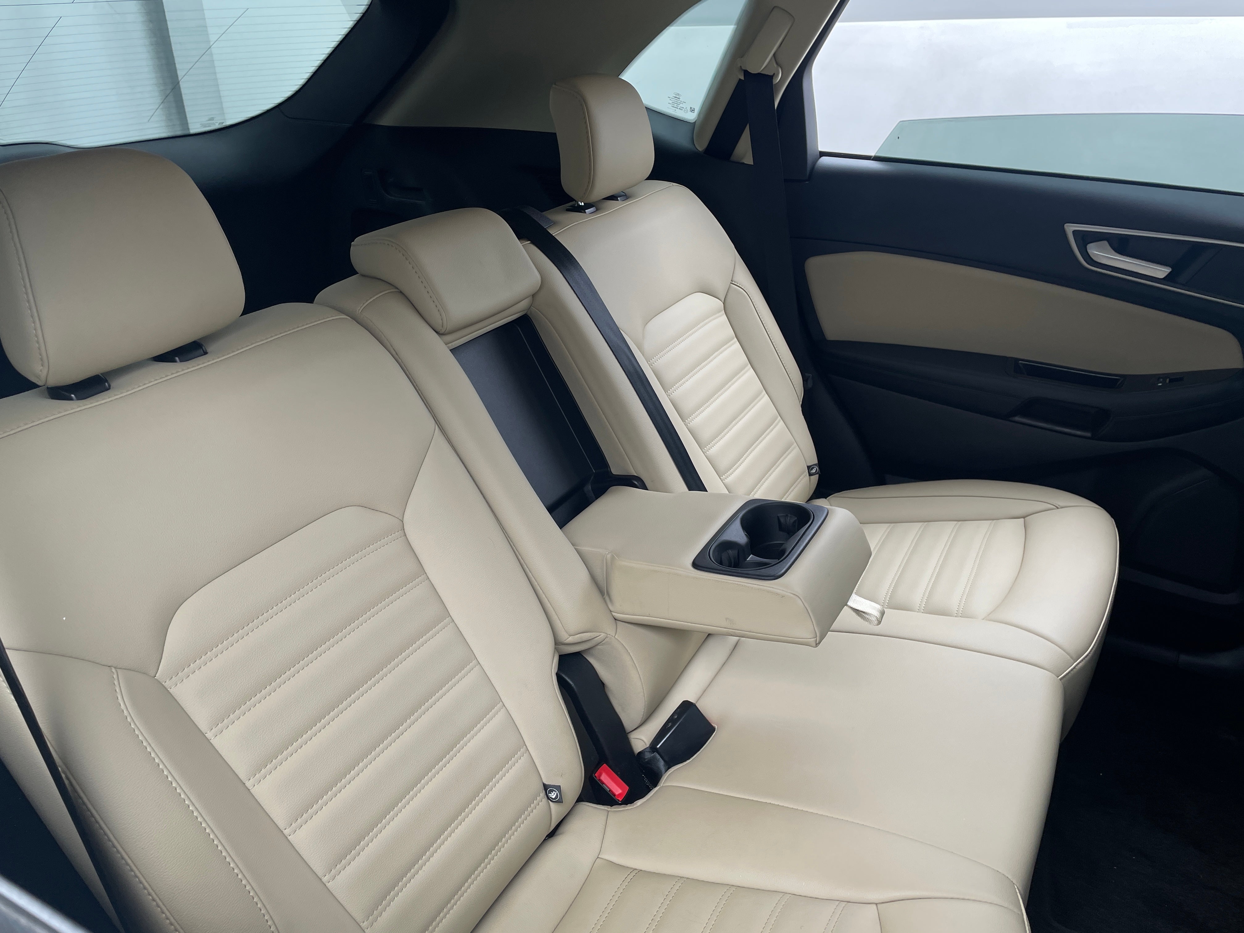 2019 Ford Edge SEL 6