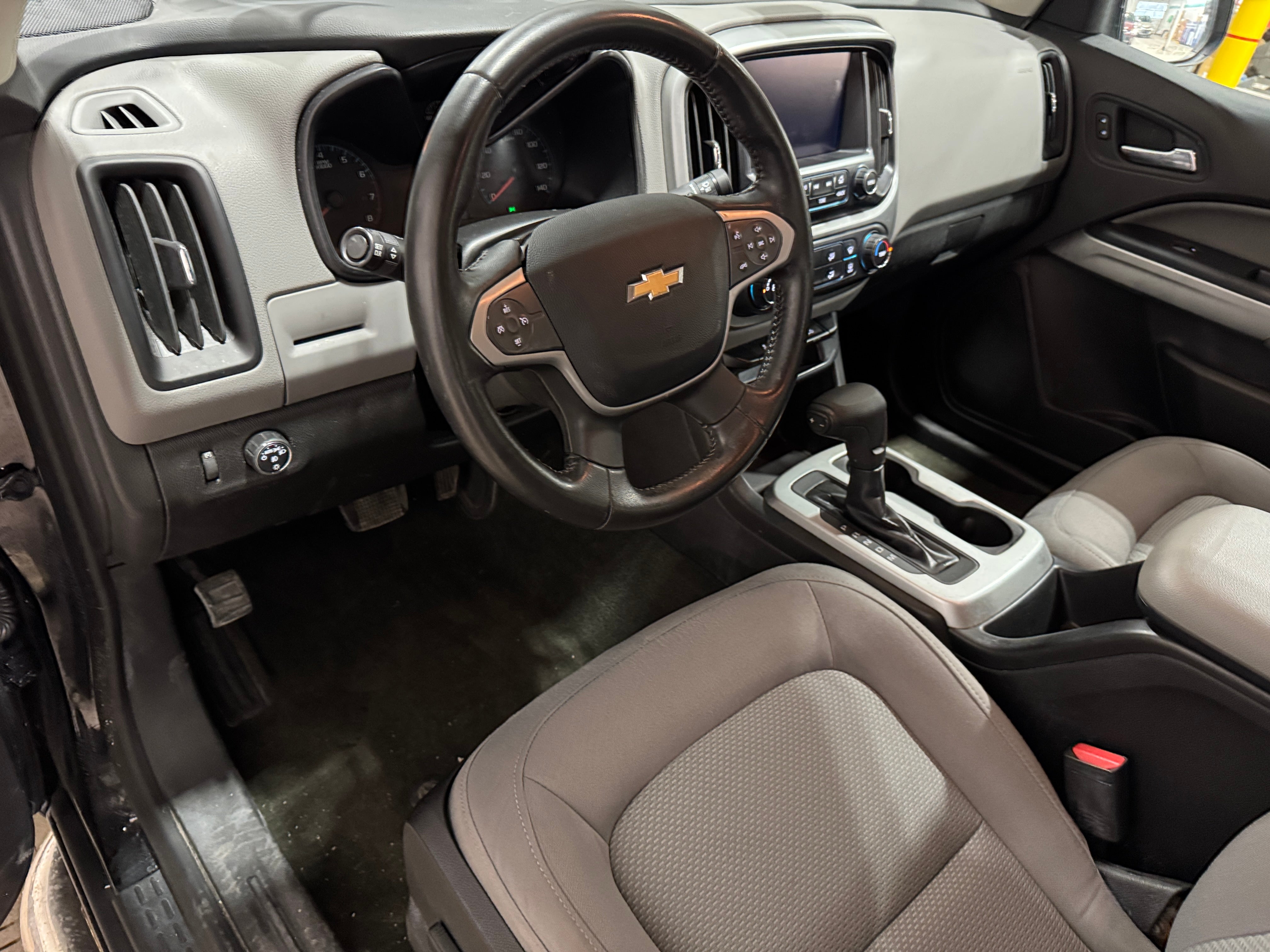 2015 Chevrolet Colorado LT 3