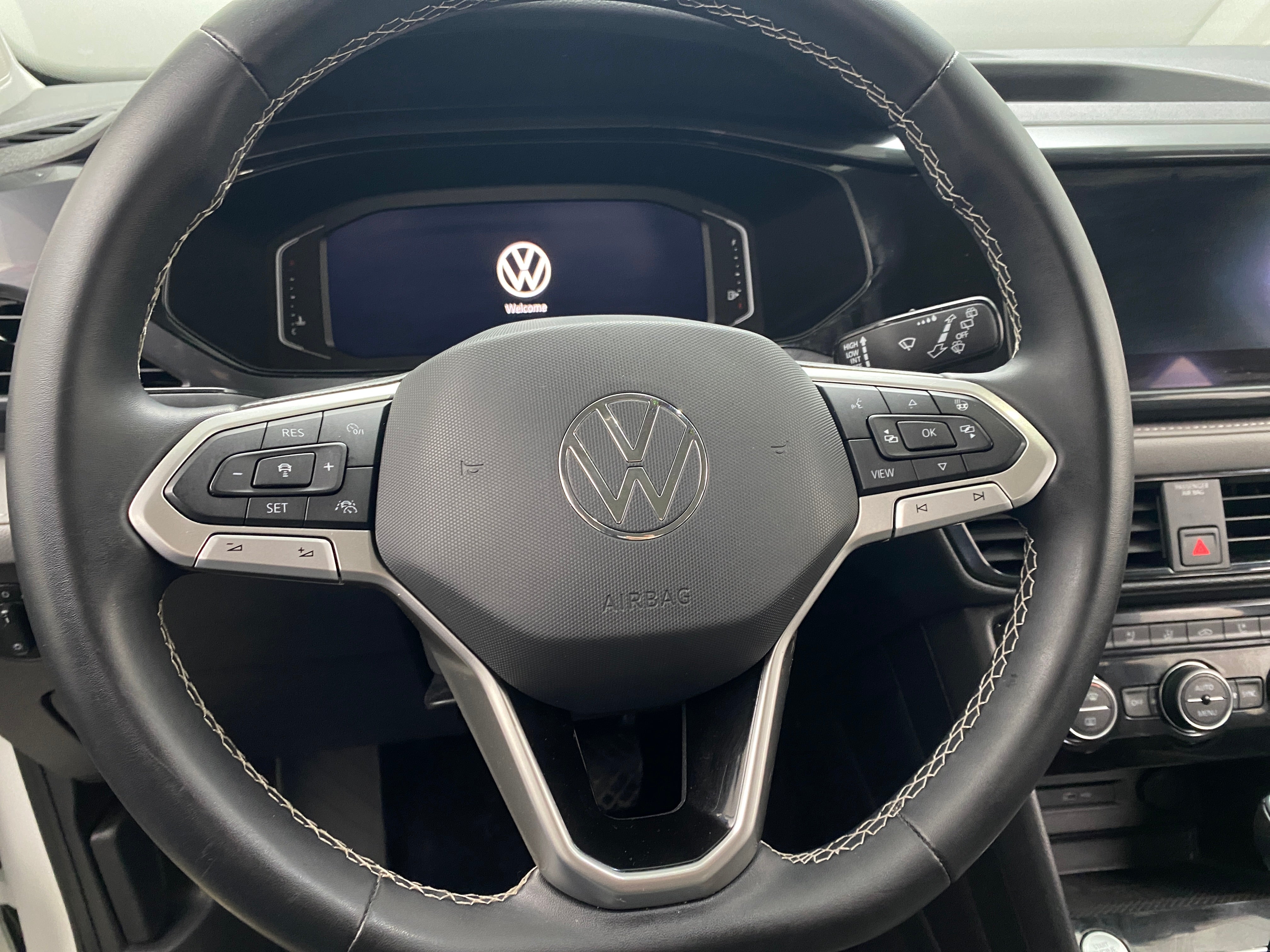 2022 Volkswagen Taos SEL 5