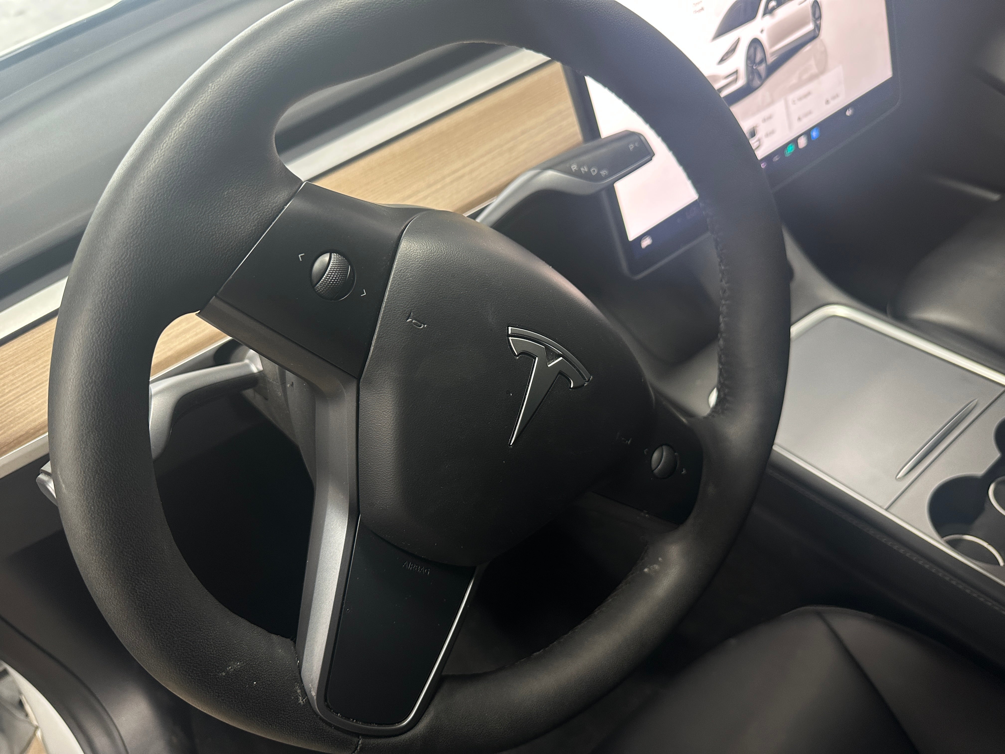 2023 Tesla Model 3 Standard Range 4