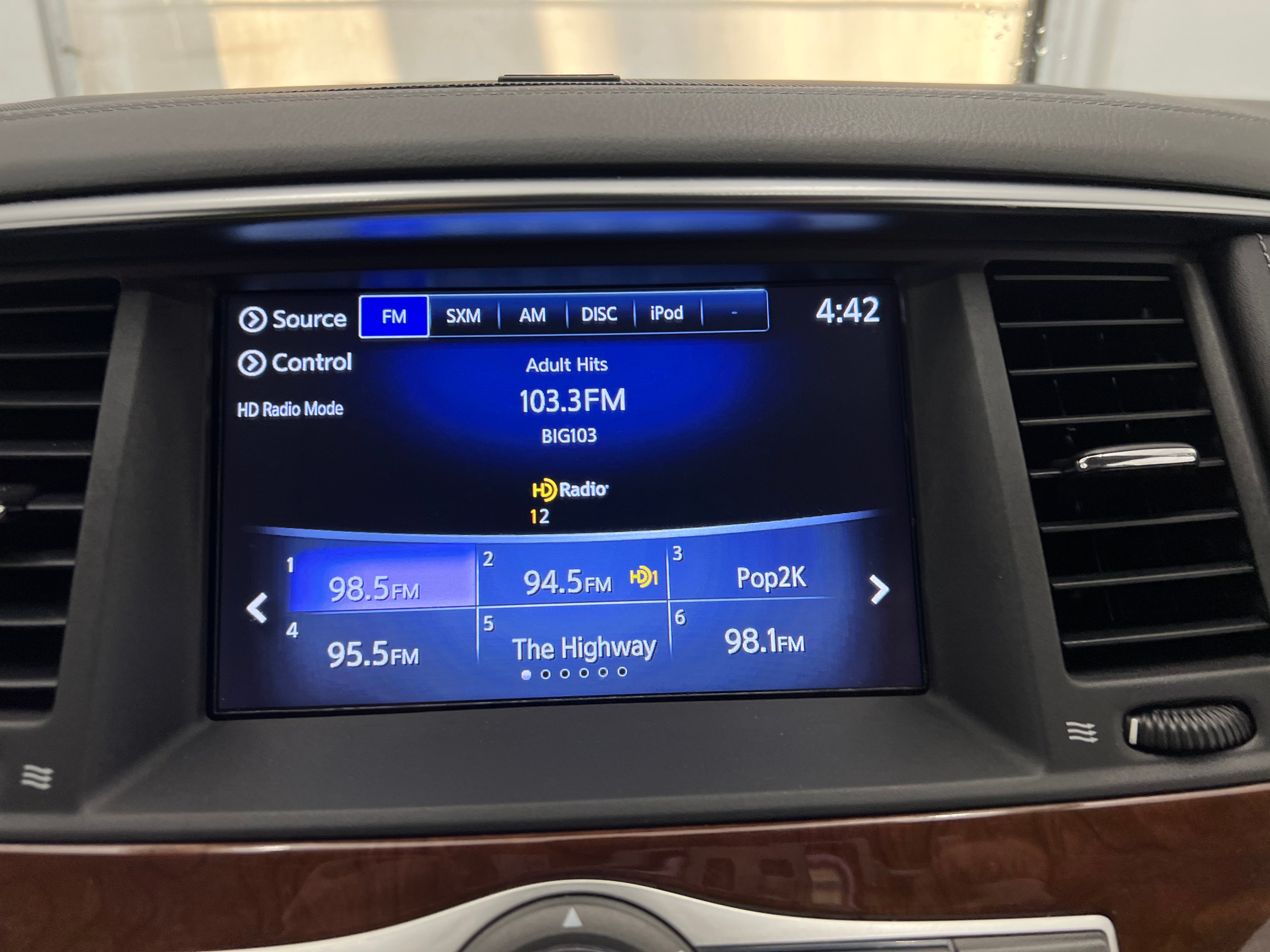 2018 INFINITI QX80 Base 4