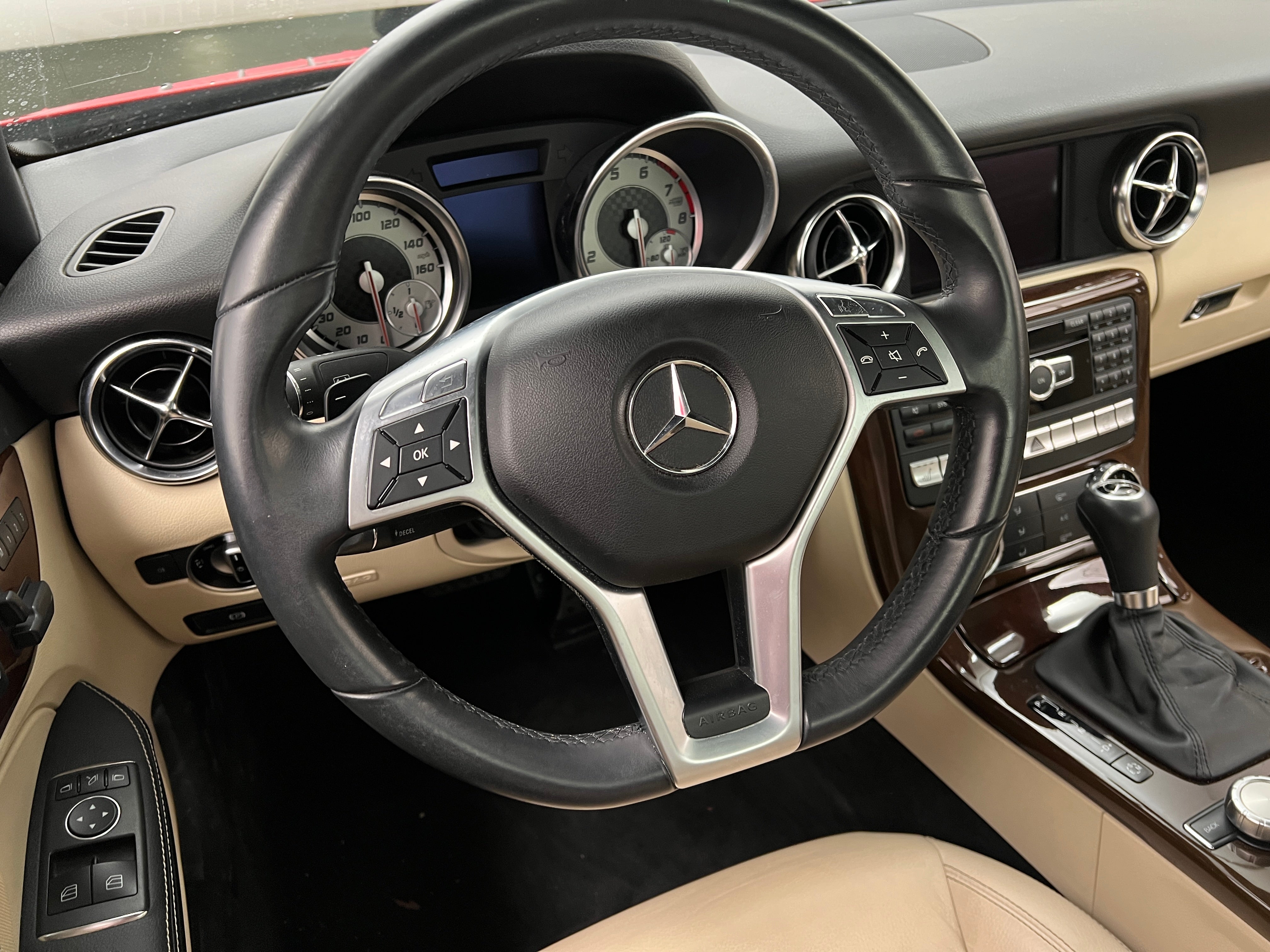 2014 Mercedes-Benz SLK 250 4