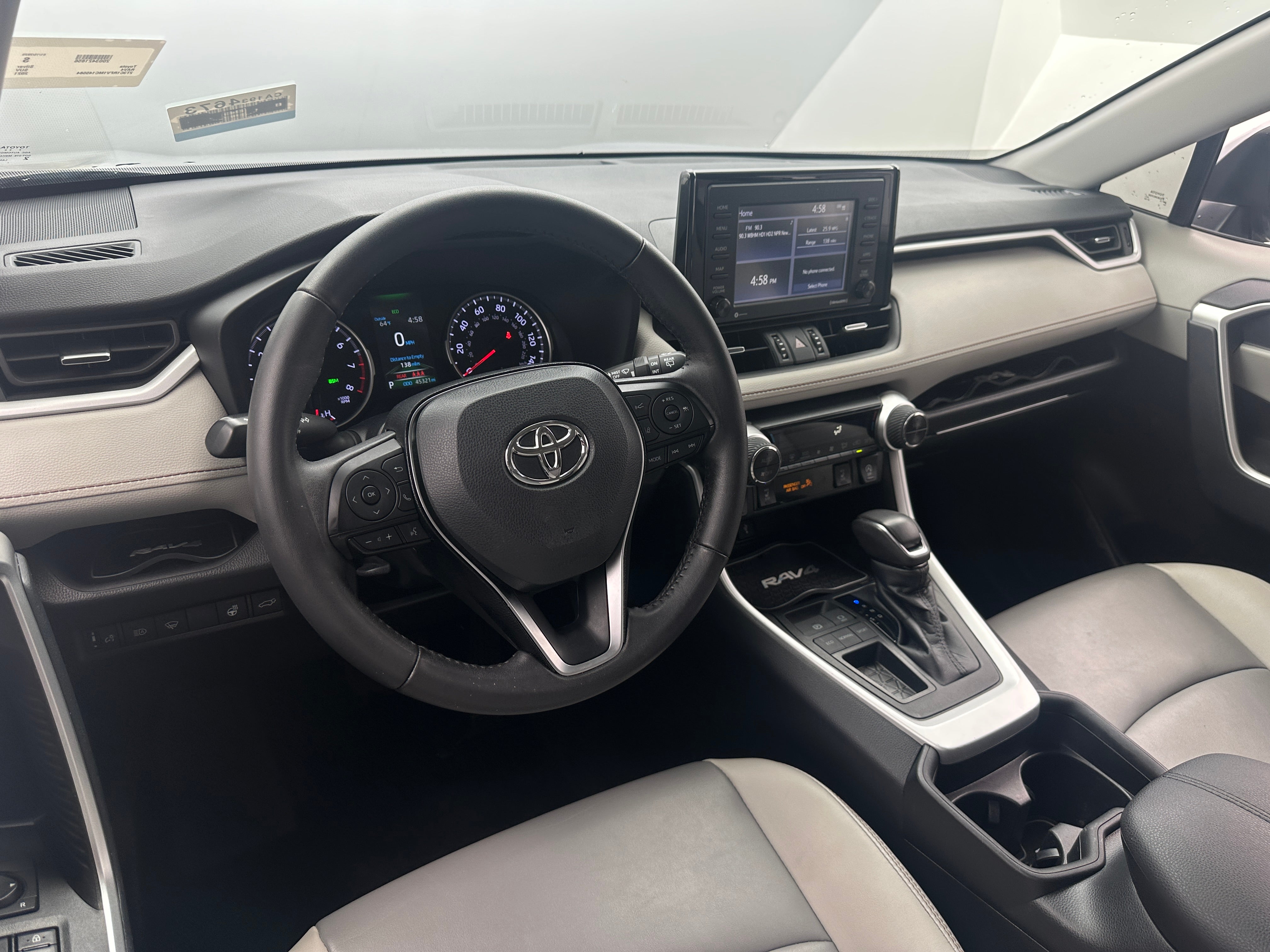 2021 Toyota RAV4 XLE Premium 3