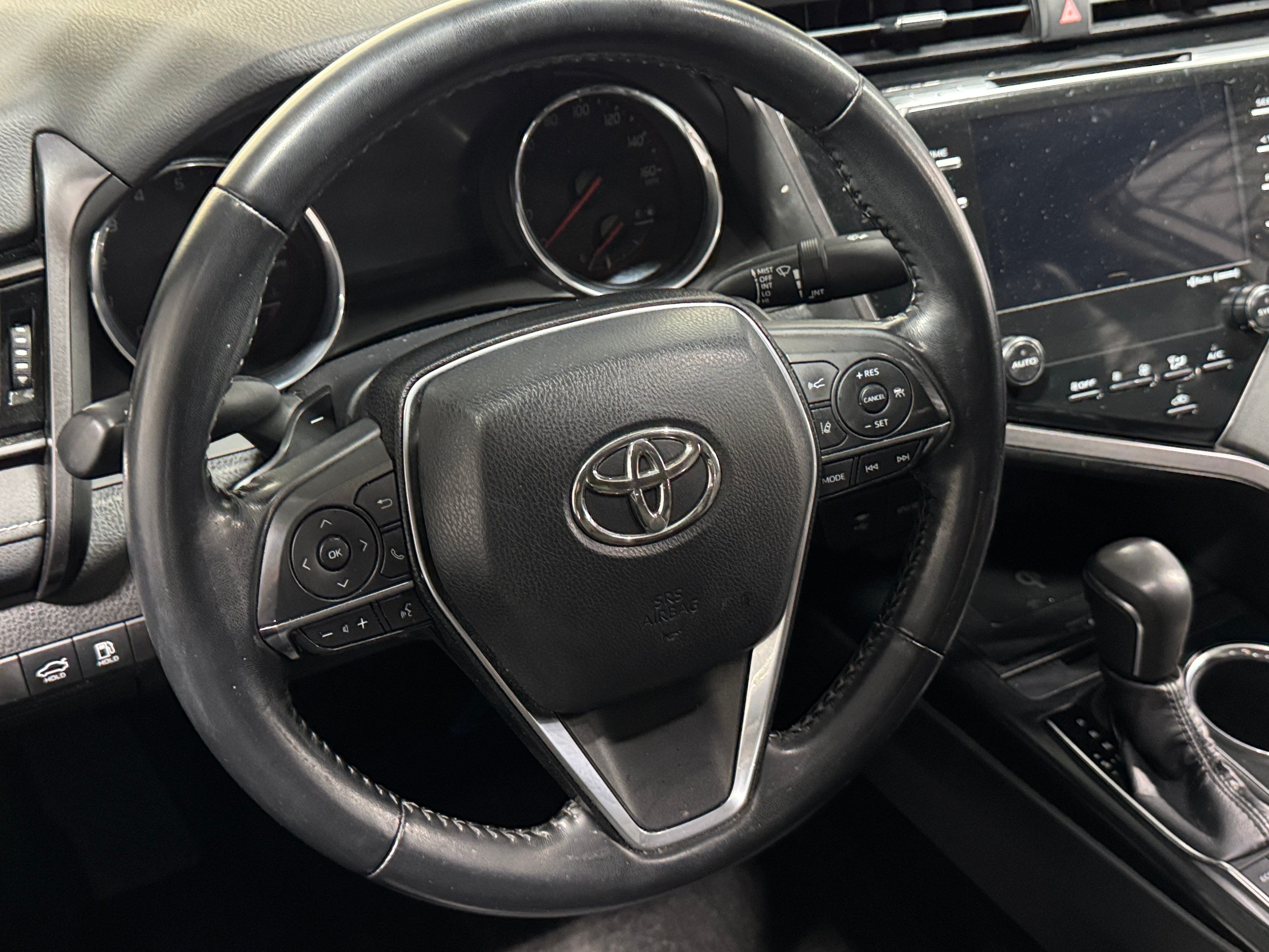 2019 Toyota Camry XSE 4