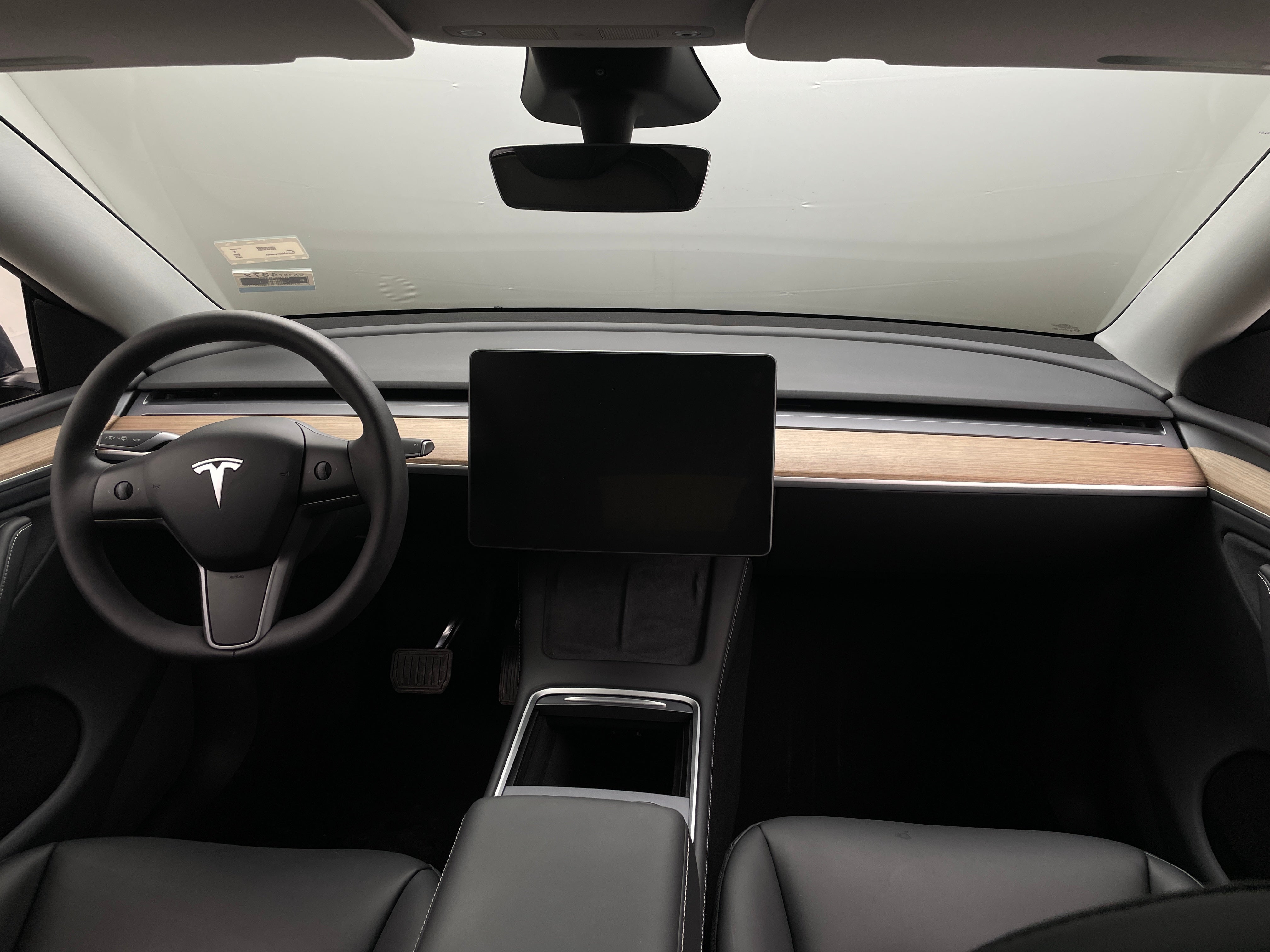 2023 Tesla Model Y Long Range 3