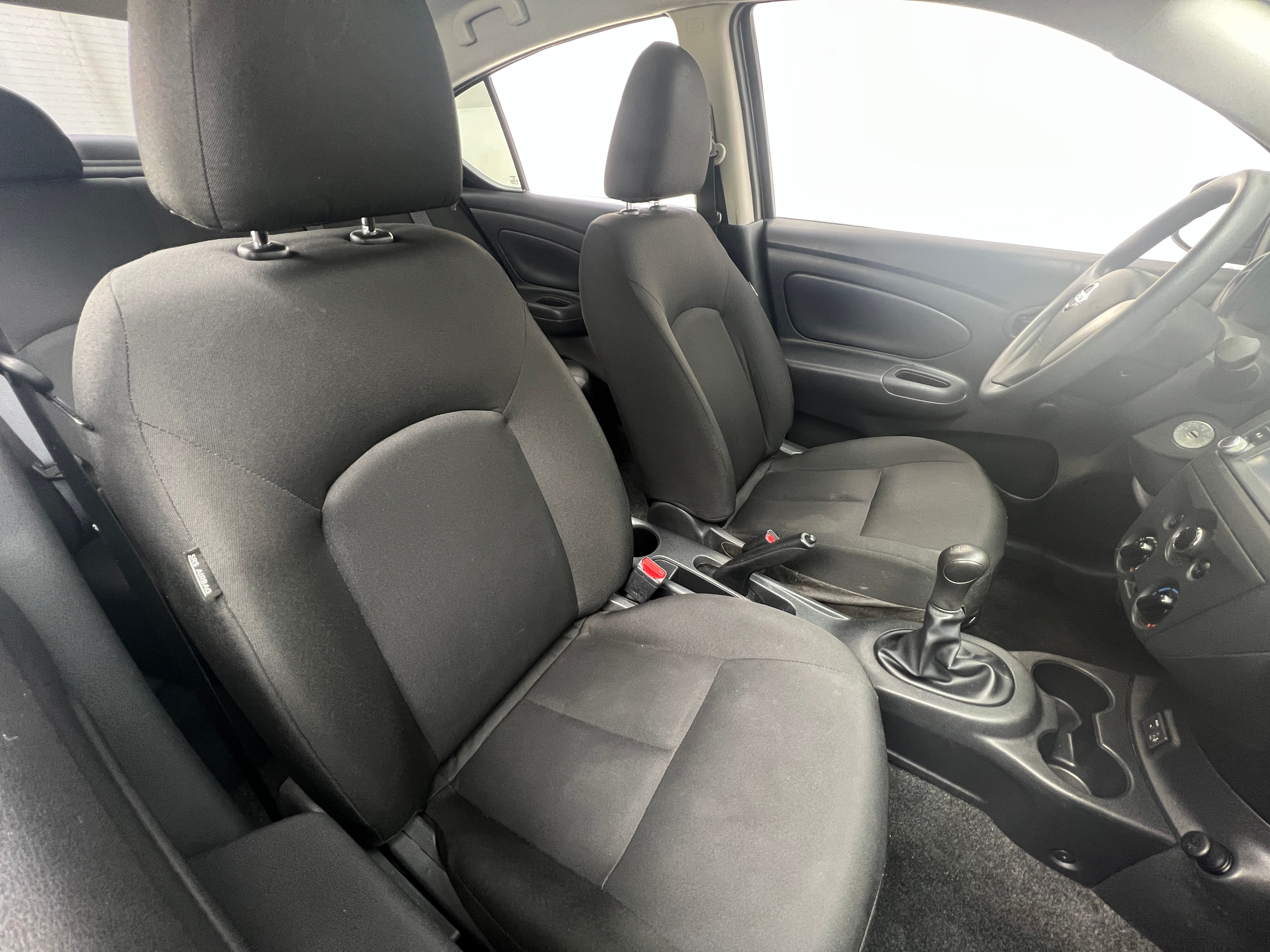 2019 Nissan Versa S 2