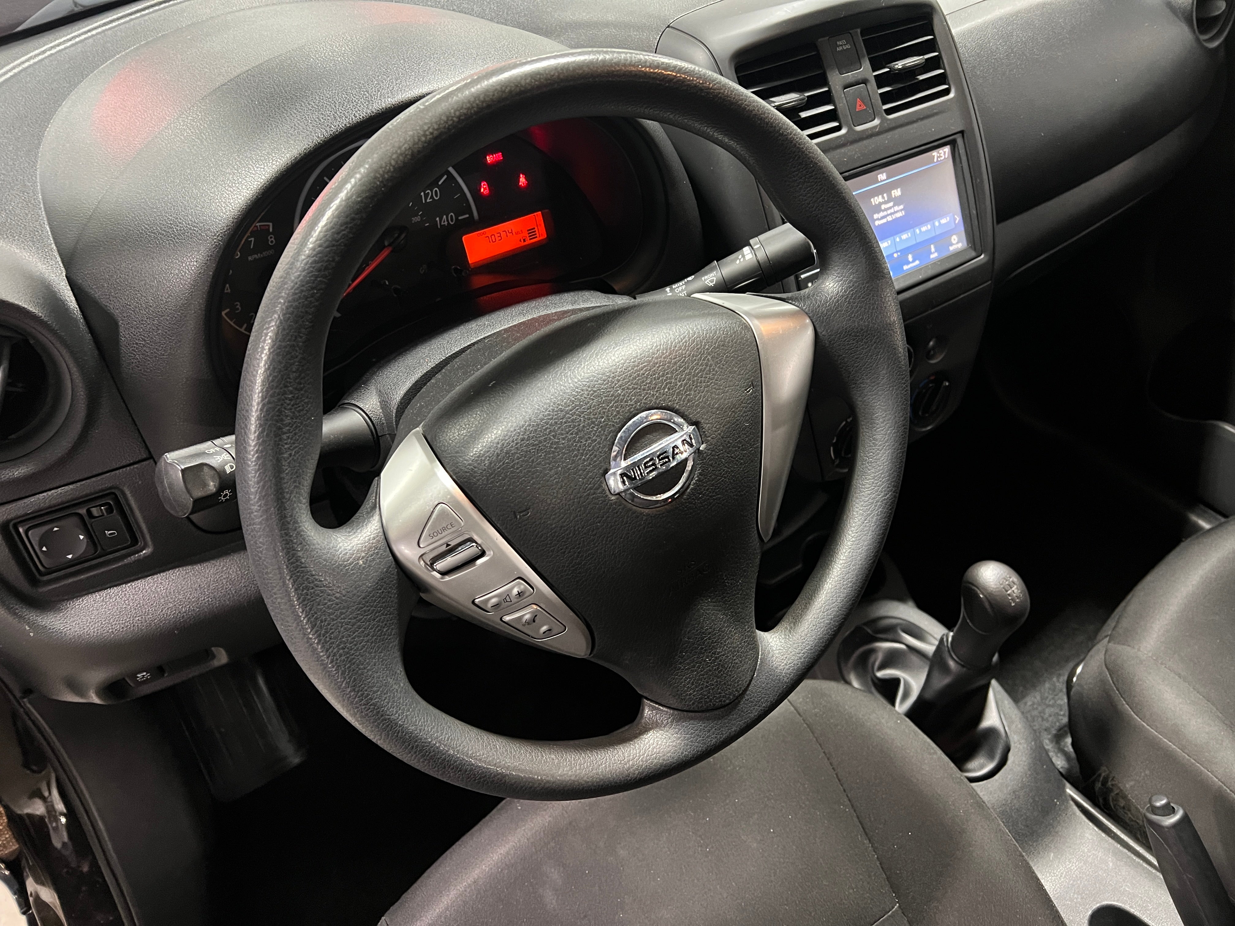 2019 Nissan Versa S 5