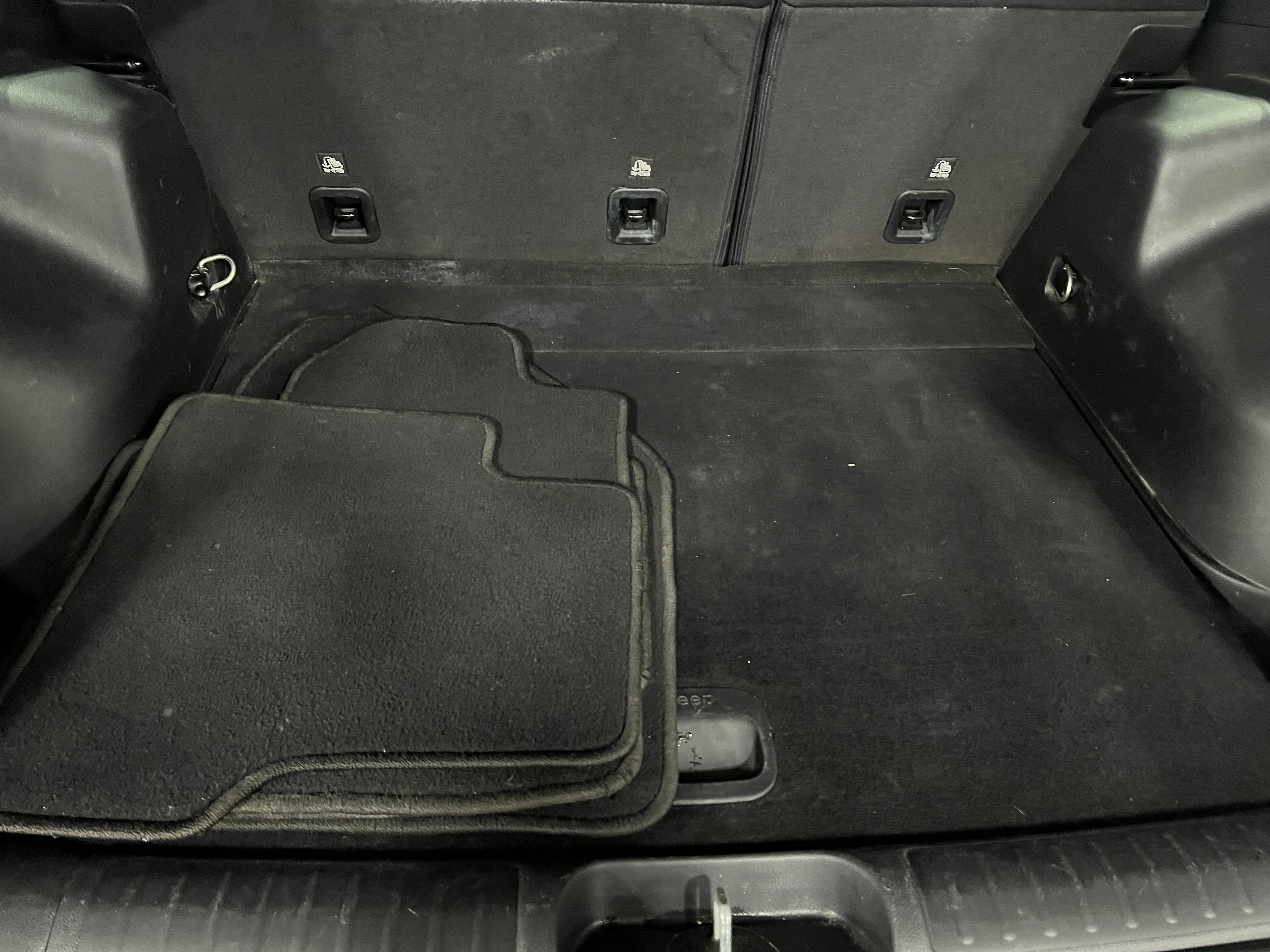 2021 Jeep Cherokee Latitude 6