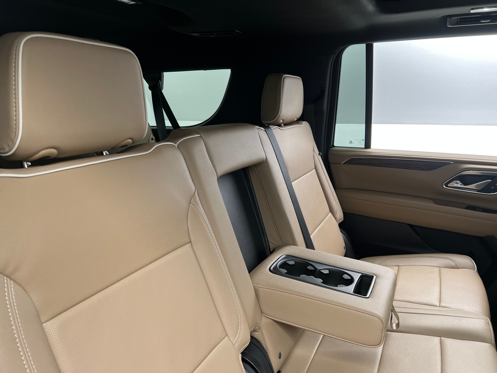 Thumbnail: 2023 Chevrolet Suburban - 5