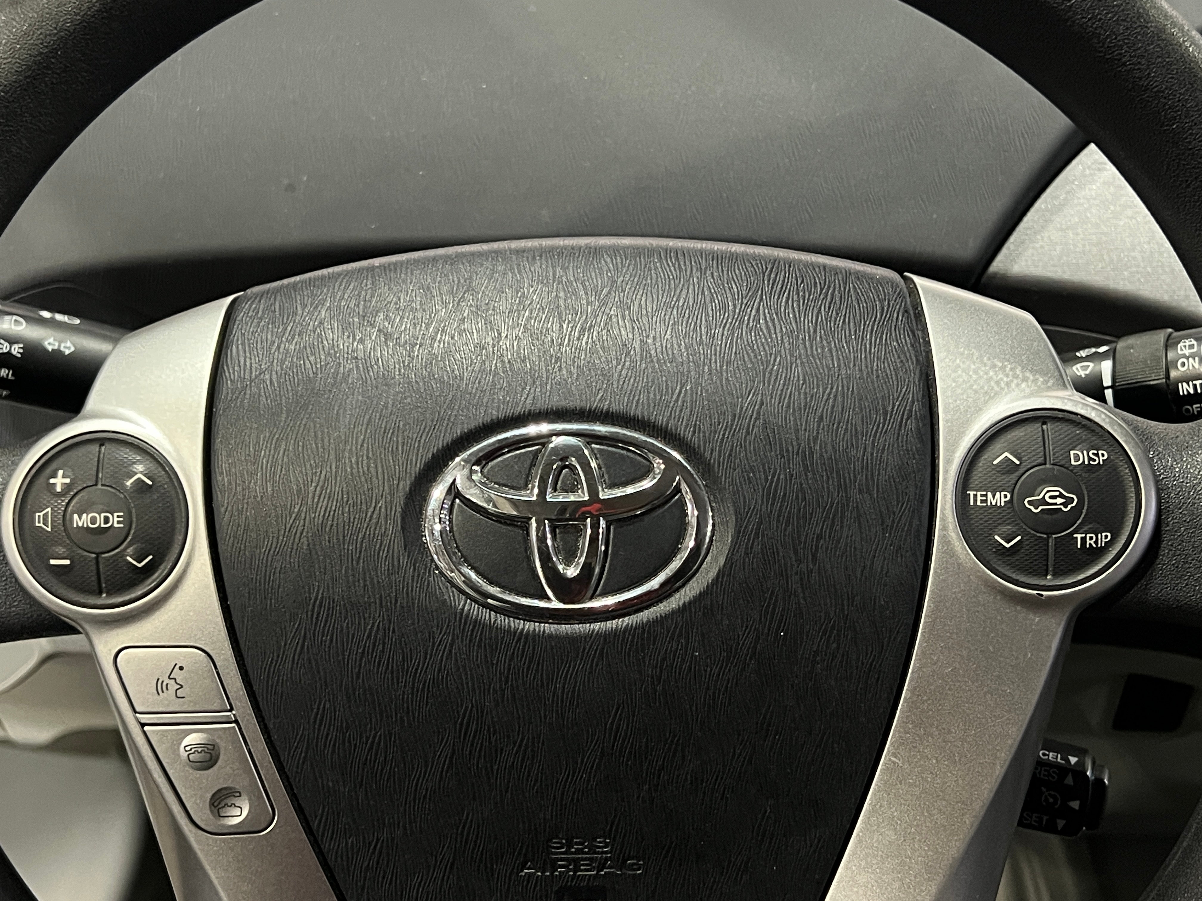 2014 Toyota Prius Three 5