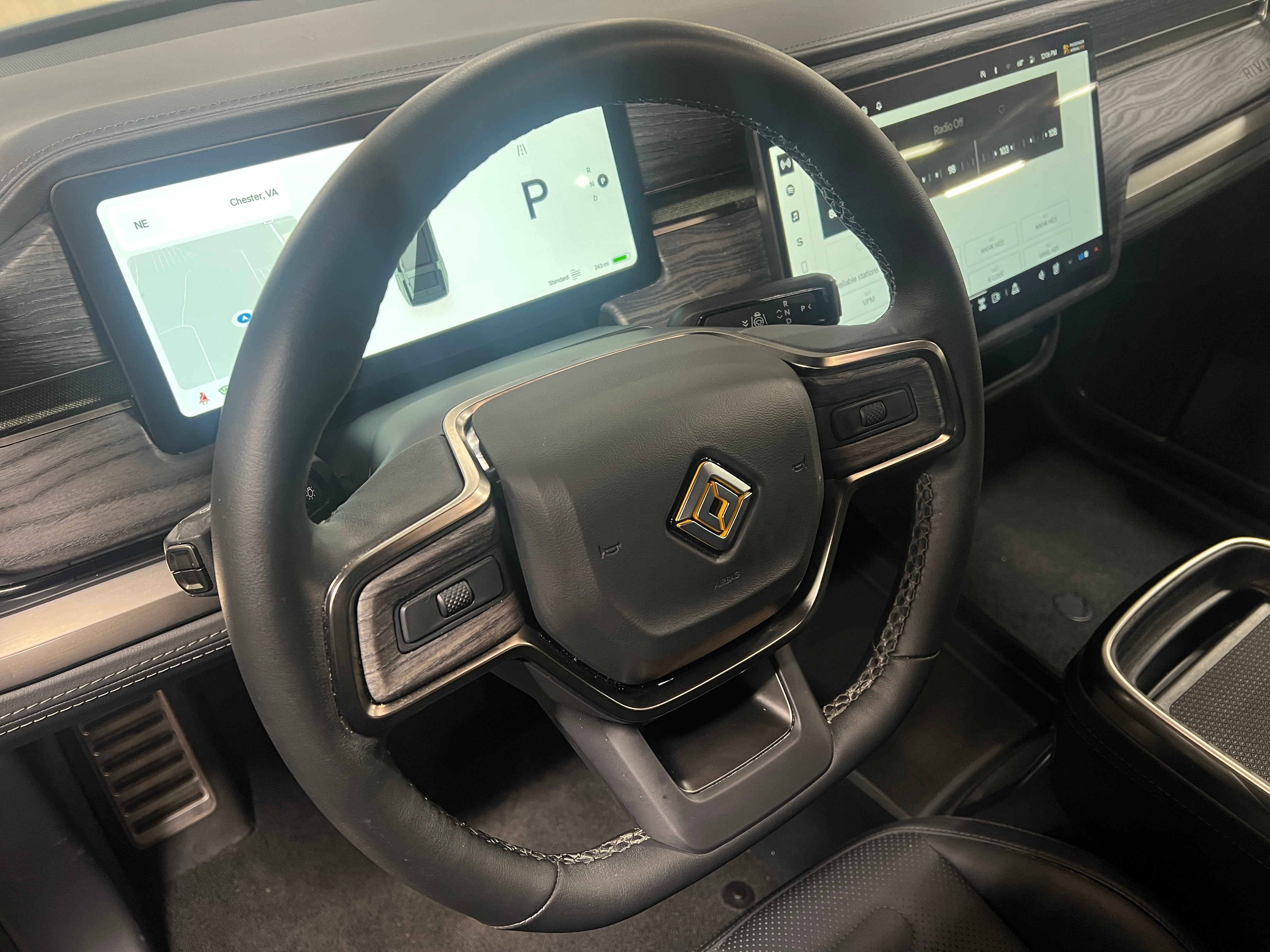 2022 Rivian R1S Launch Edition 5