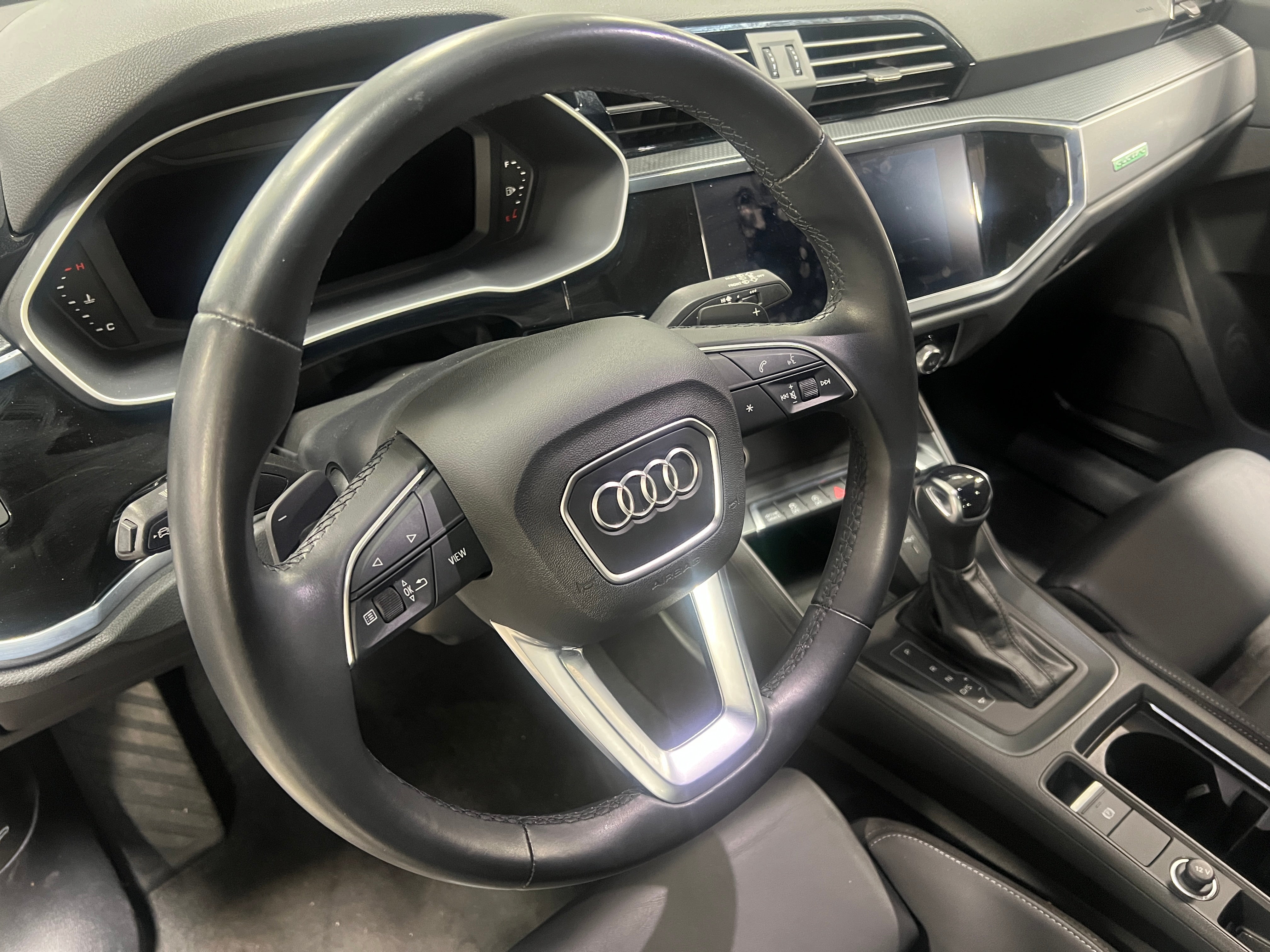 2022 Audi Q3 Premium Plus 5