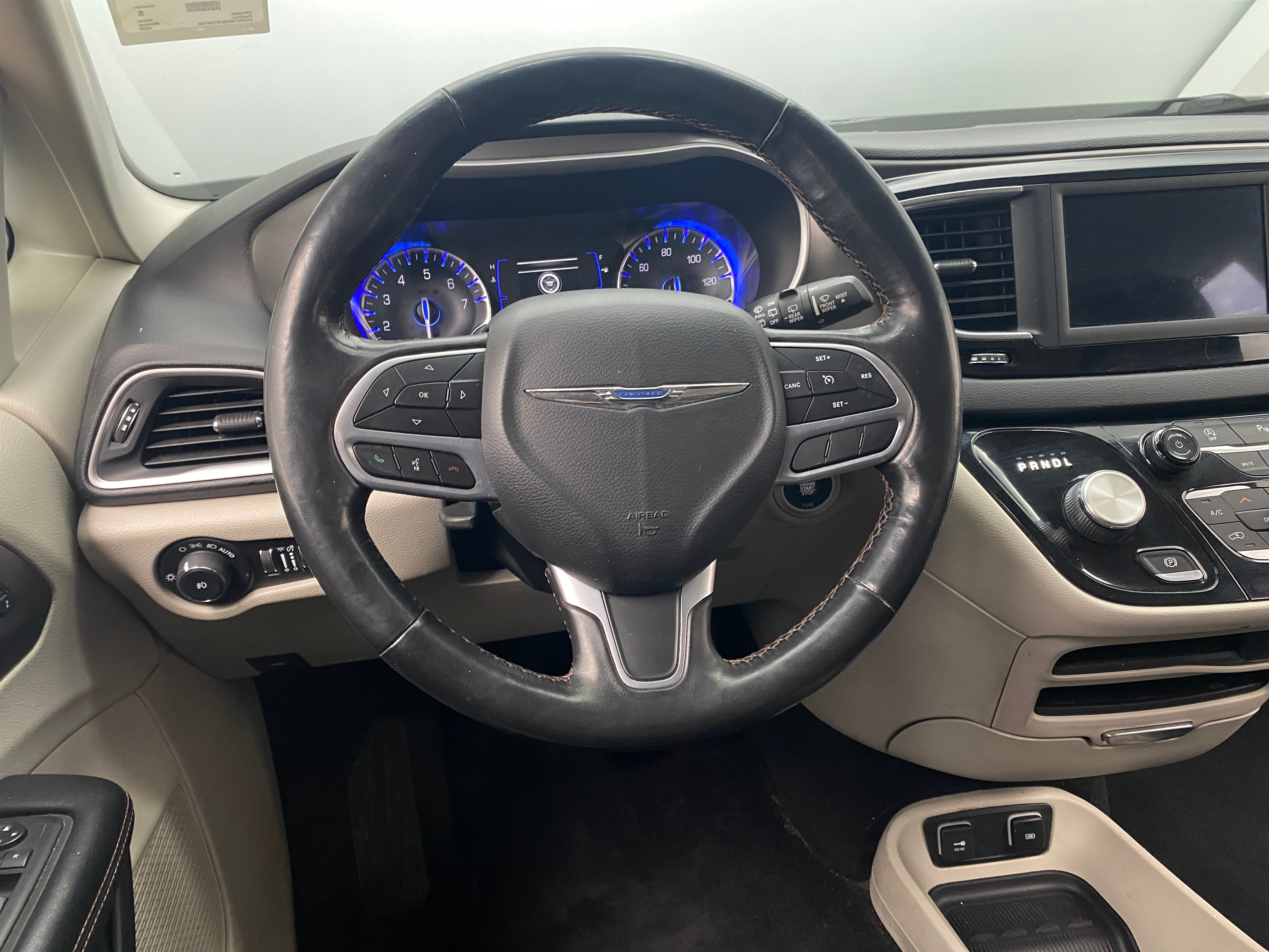 2020 Chrysler Pacifica Touring L 4