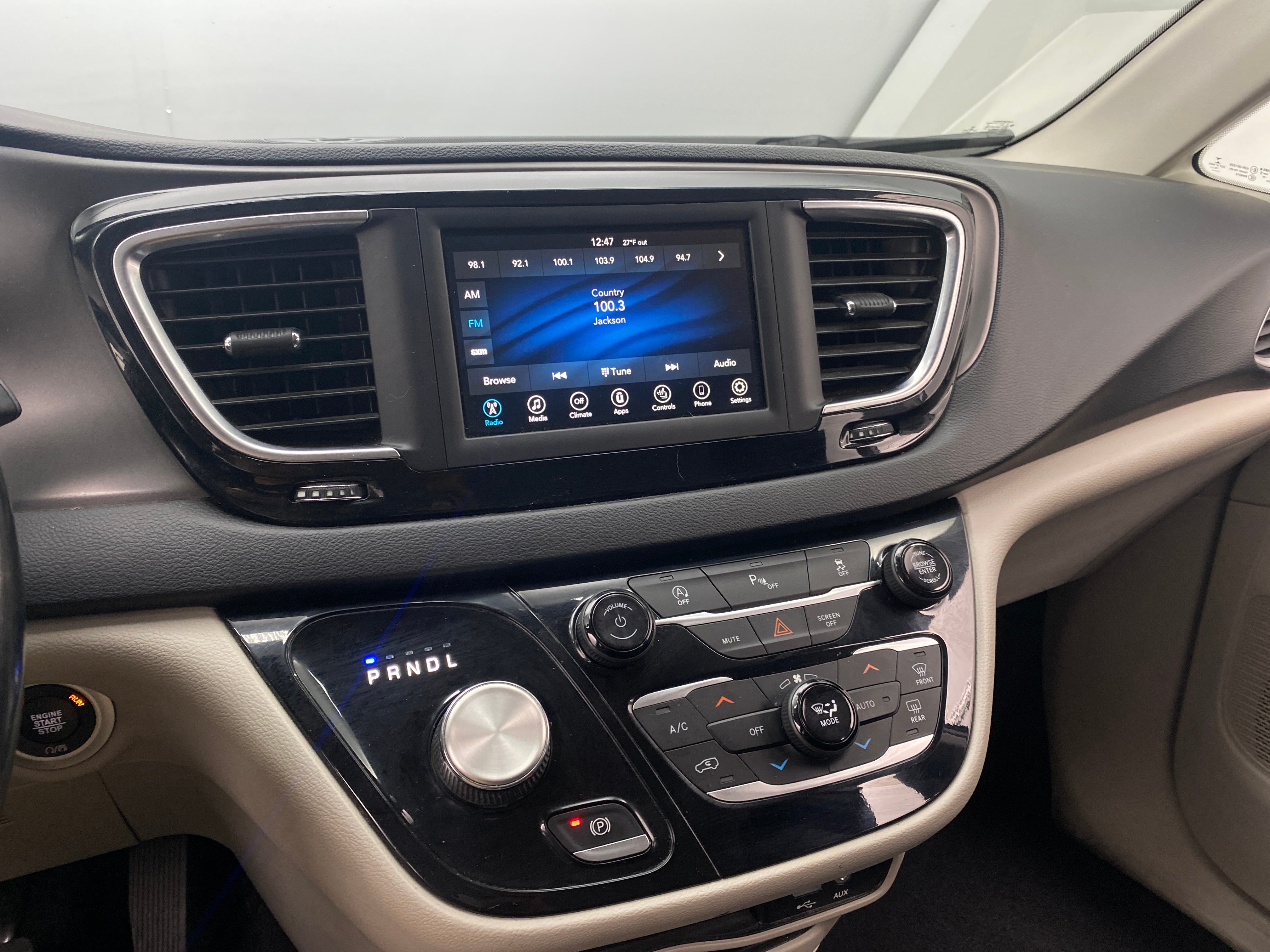 2020 Chrysler Pacifica Touring L 3