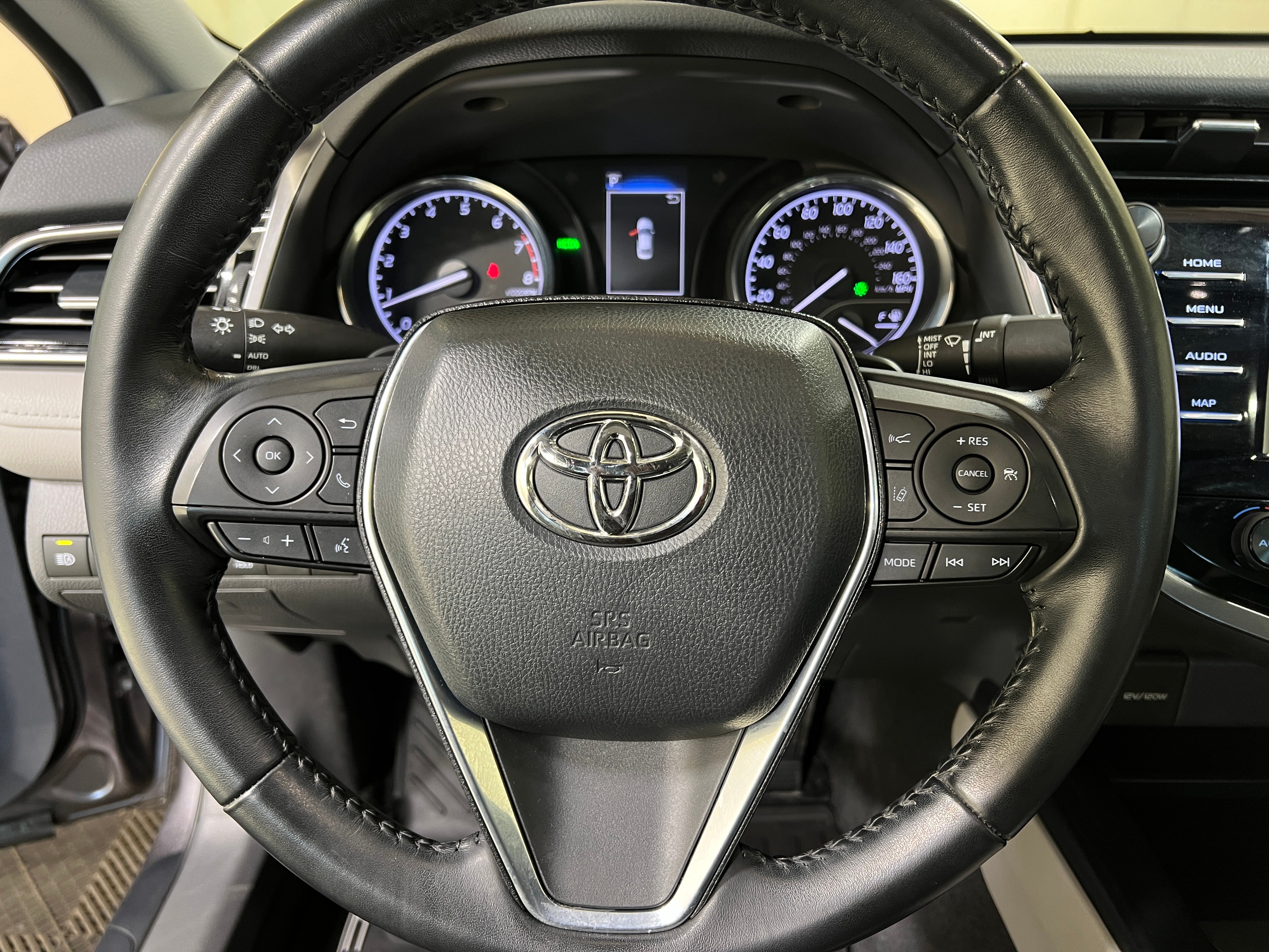 2020 Toyota Camry SE 5