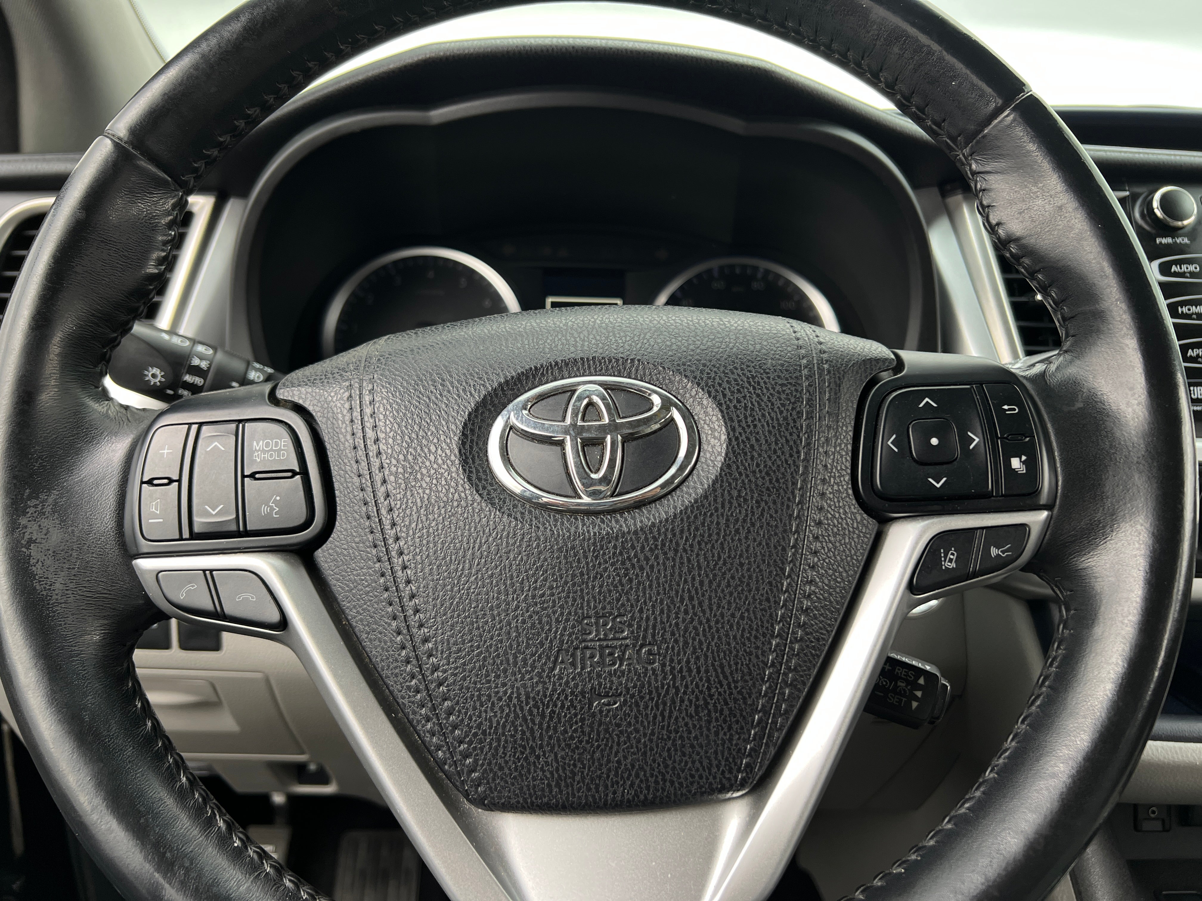 2018 Toyota Highlander Limited 4