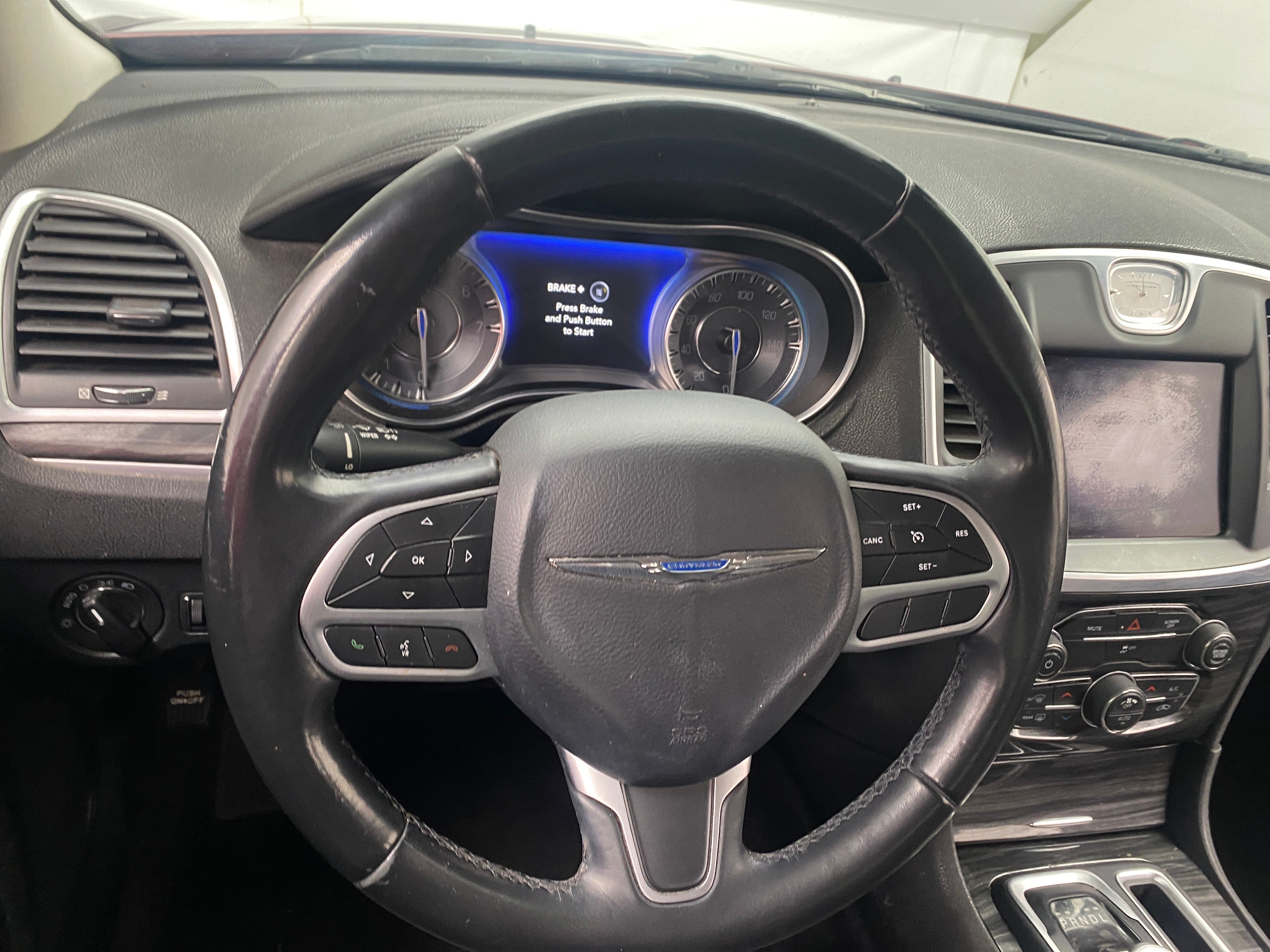 2018 Chrysler 300 Touring 5