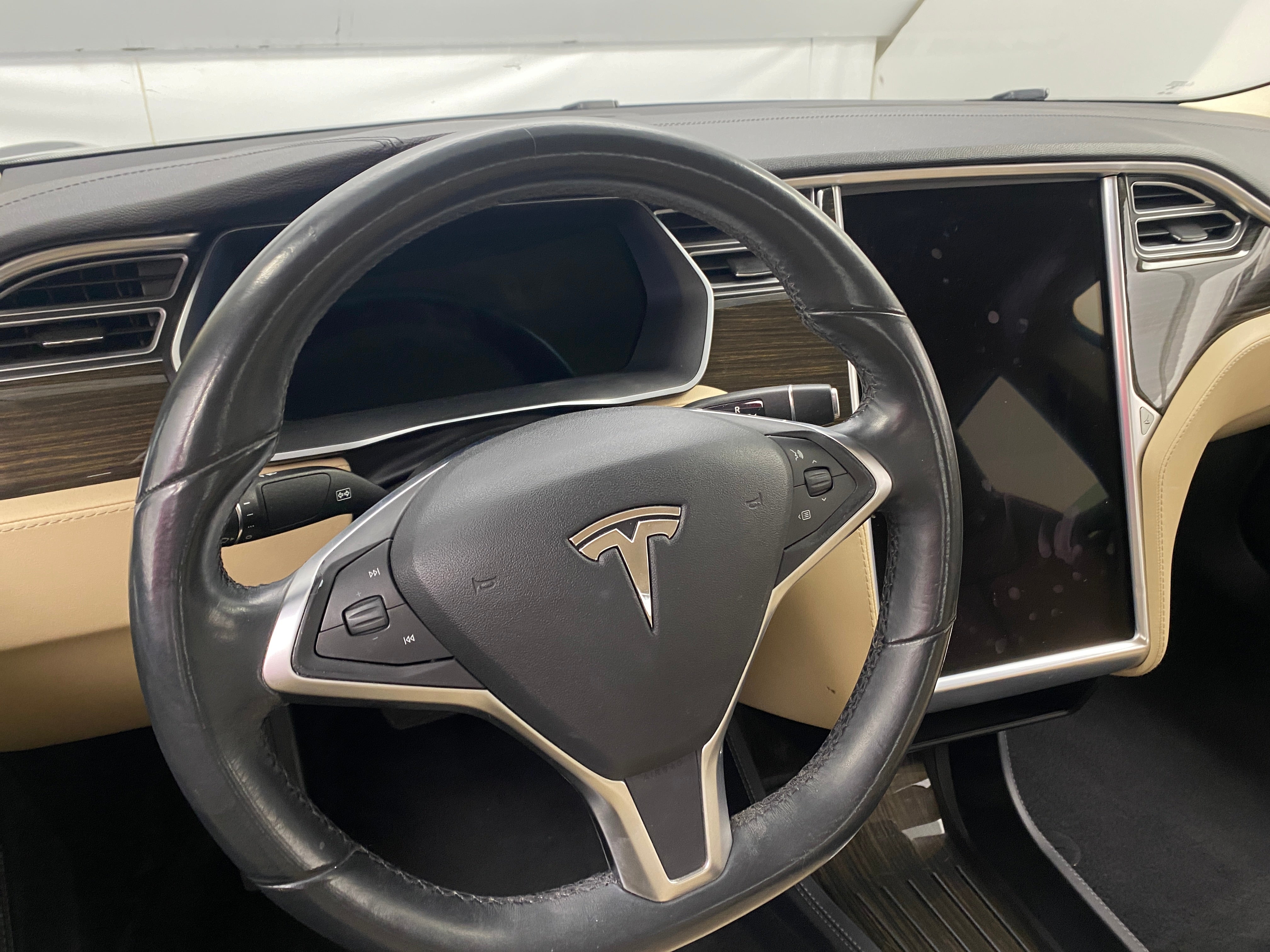 2014 Tesla Model S Base 4