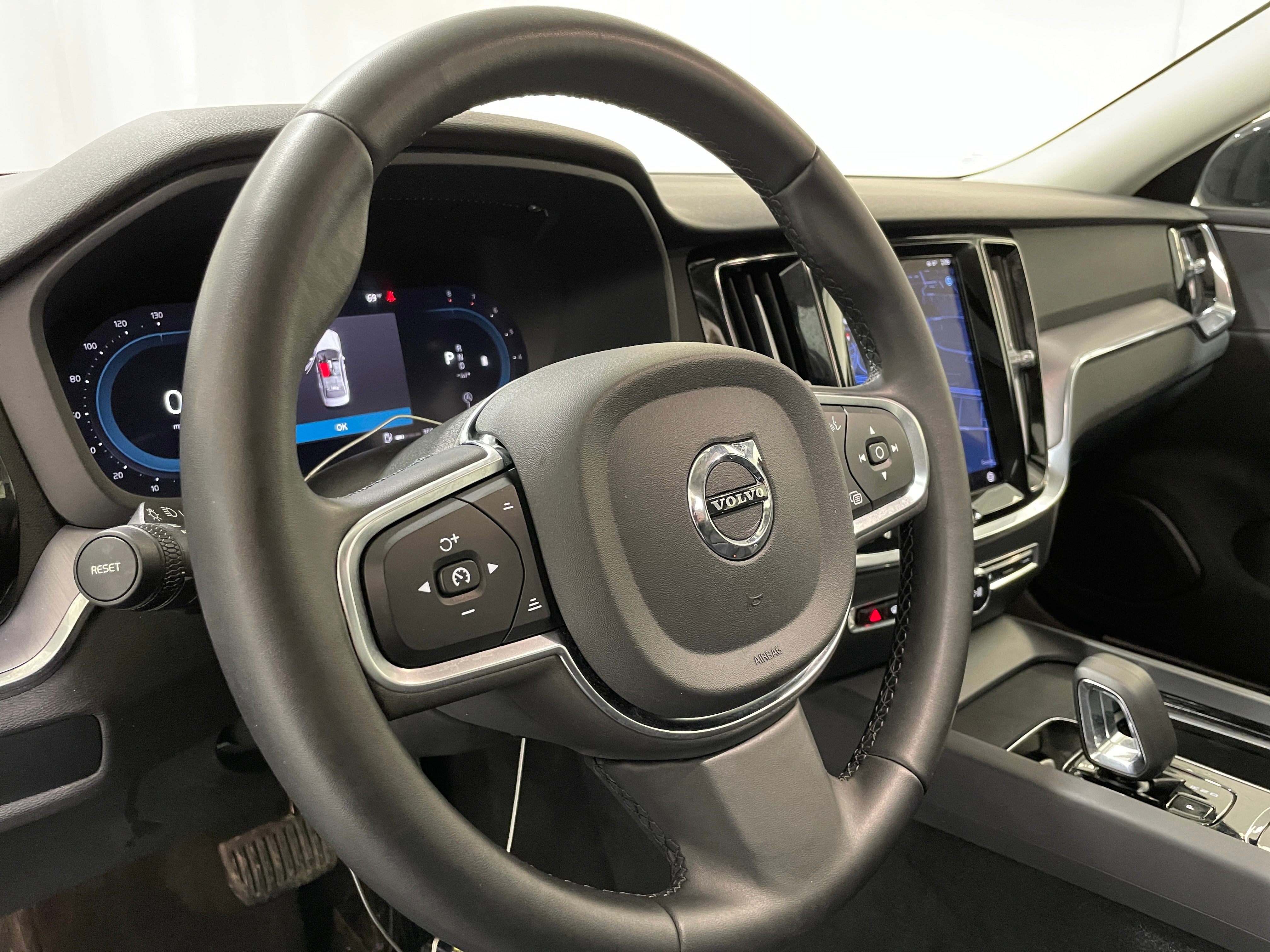 2024 Volvo S60 B5 Core 4