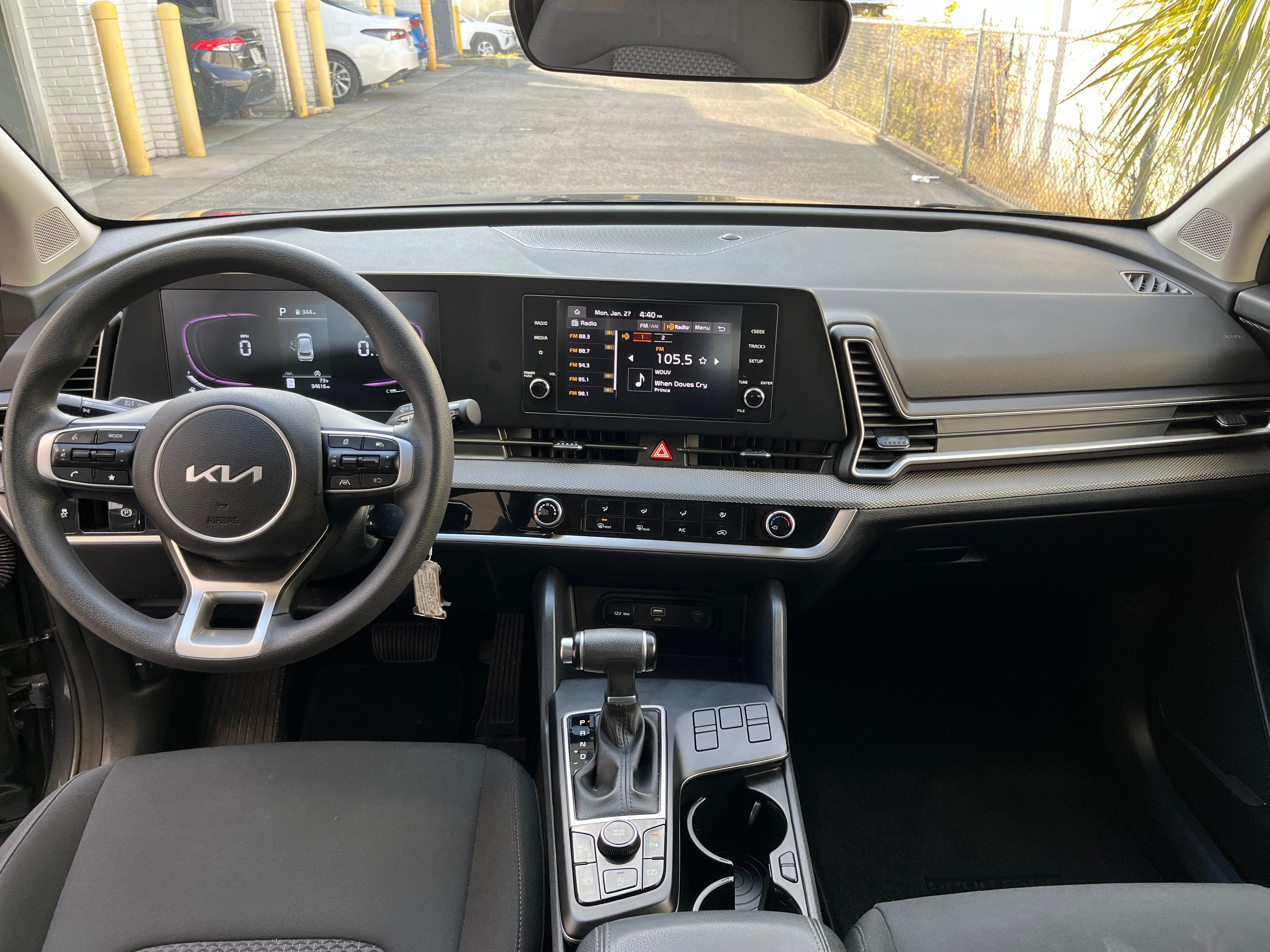 2024 Kia Sportage LX 3