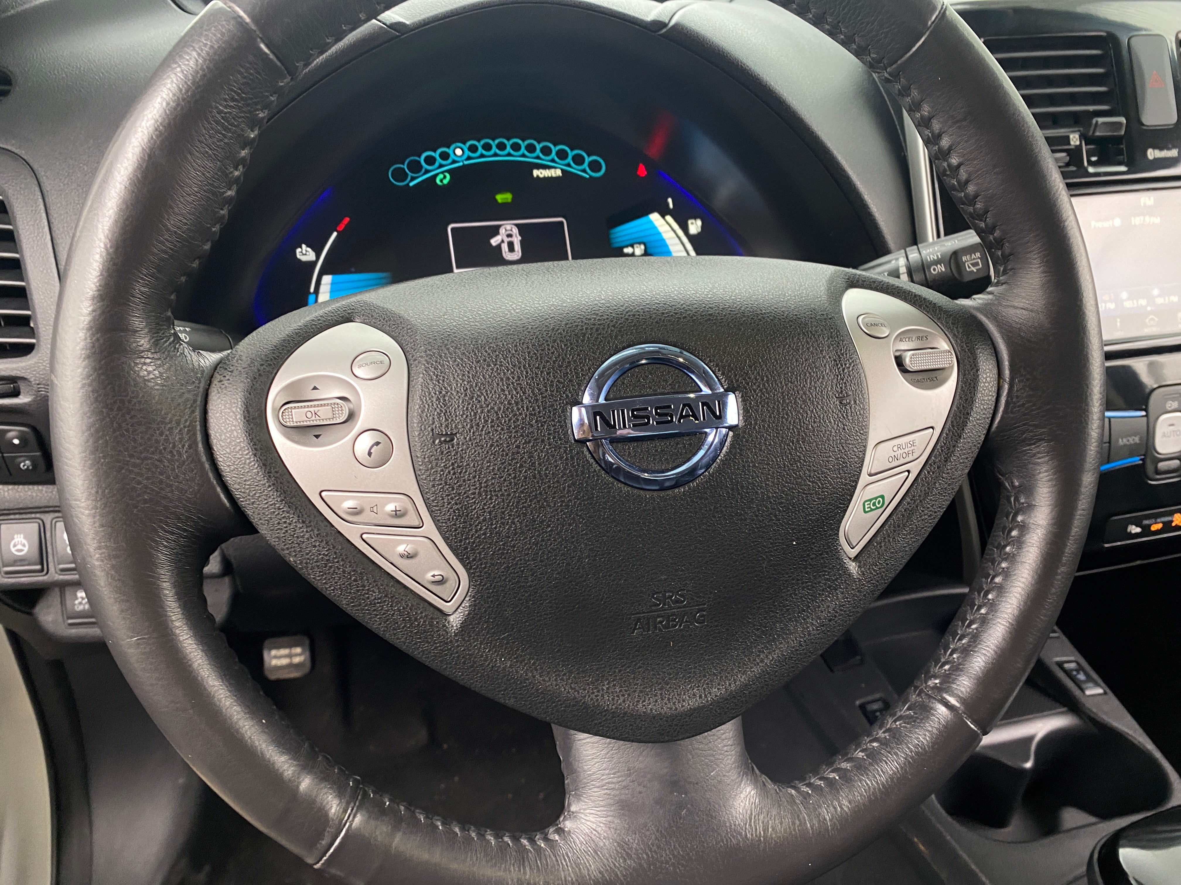 2017 Nissan Leaf SL 4