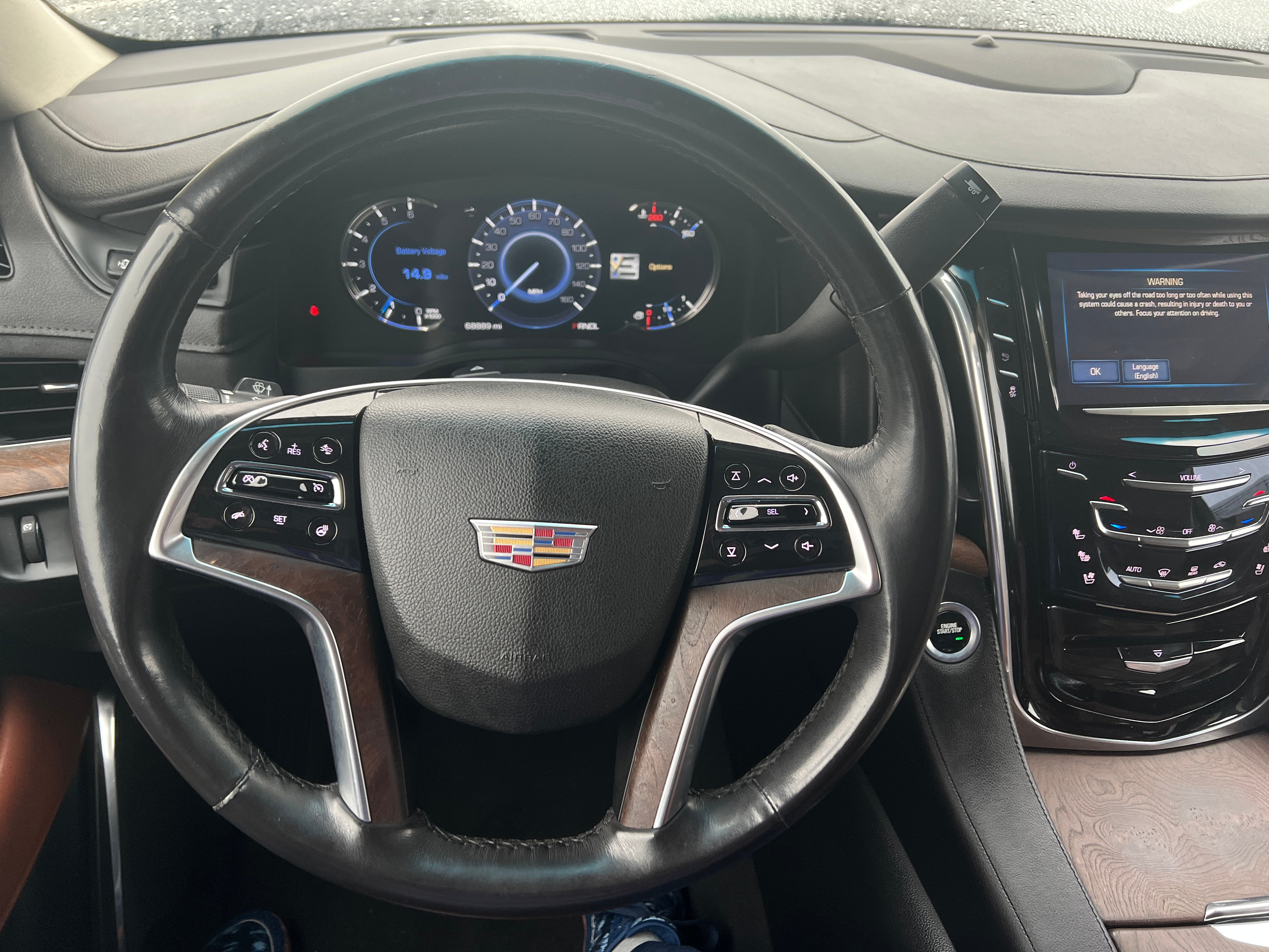 2018 Cadillac Escalade Premium Luxury 4