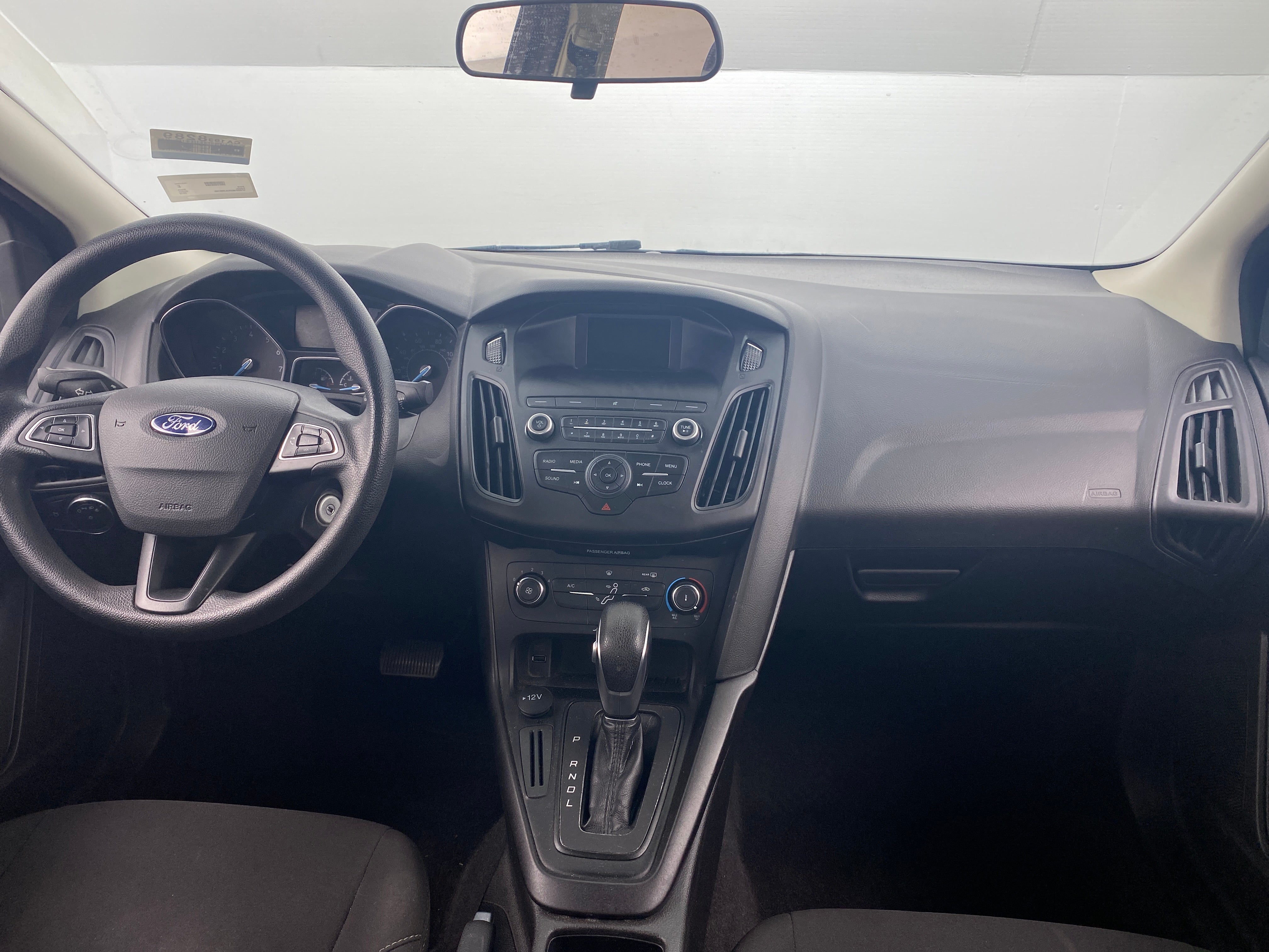 2018 Ford Focus S 3