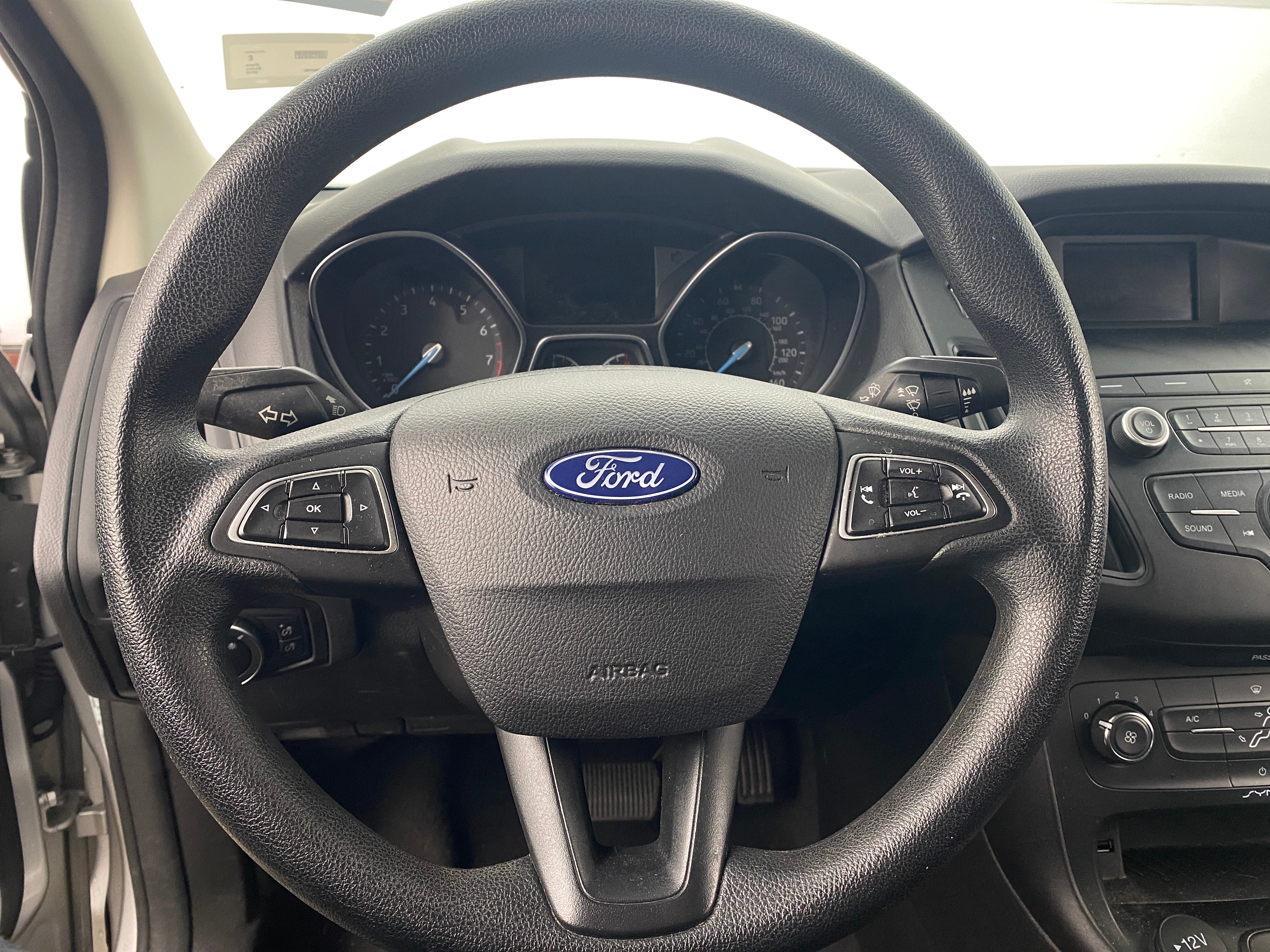 2018 Ford Focus S 5