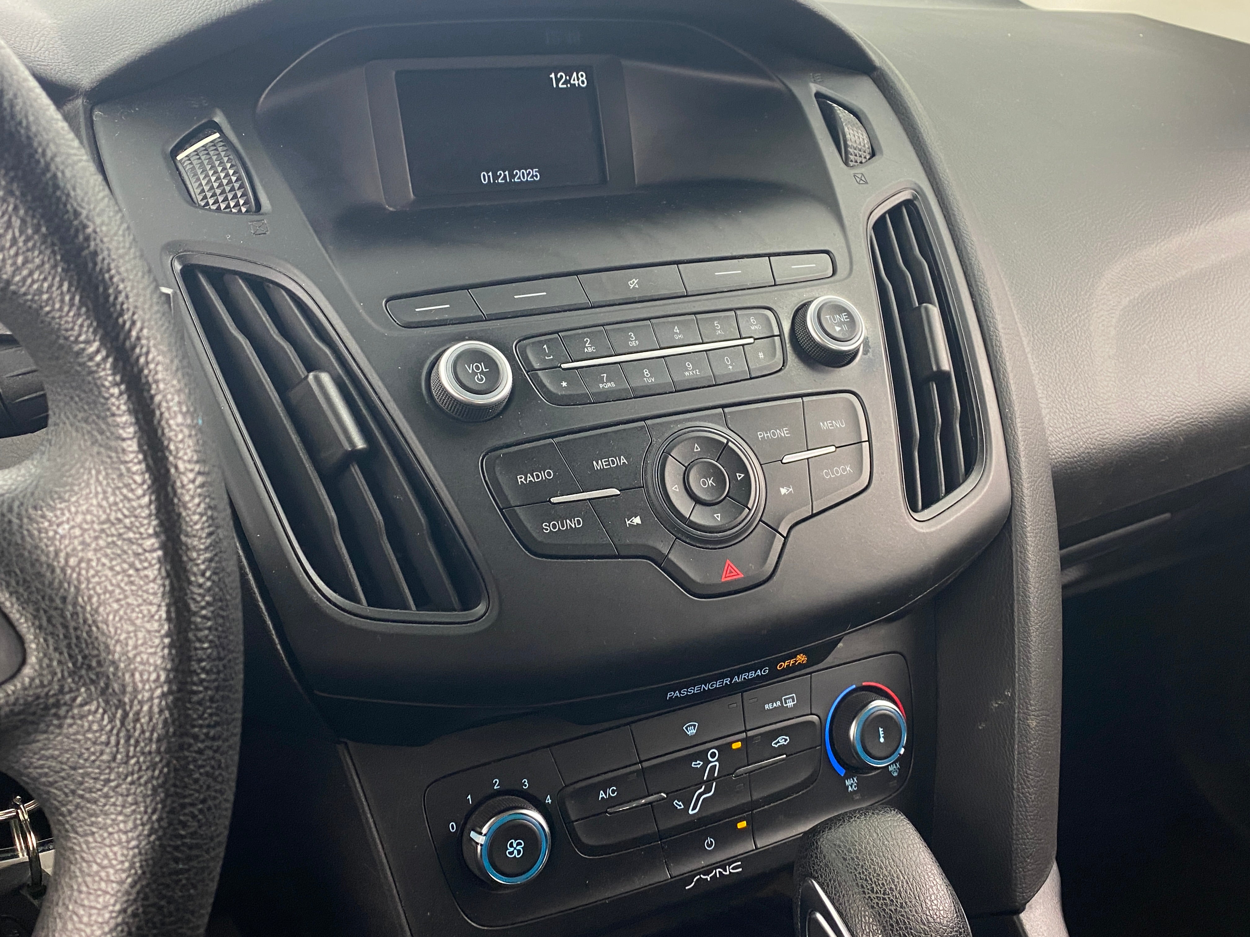 2018 Ford Focus S 4