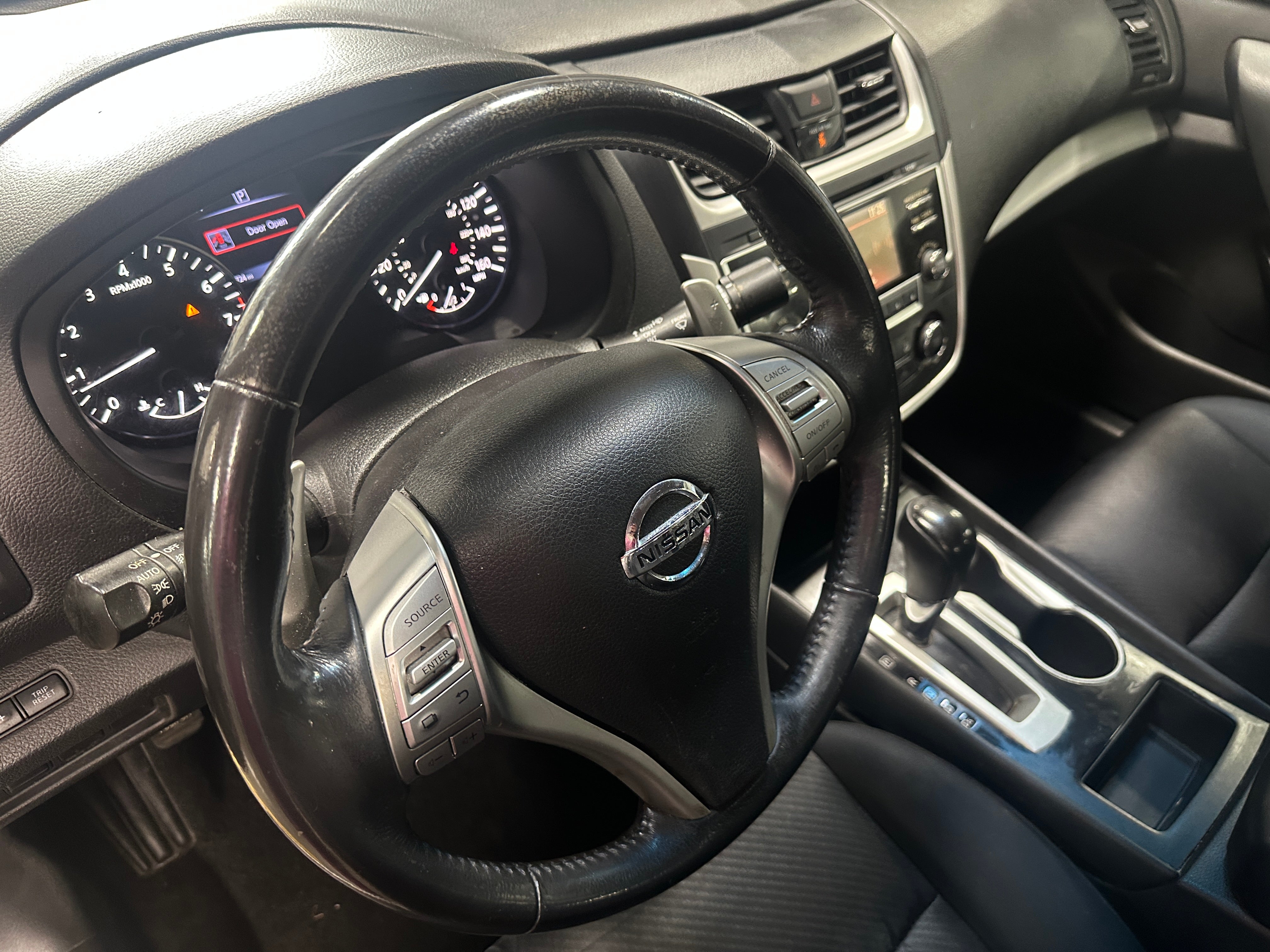 2016 Nissan Altima SR 5