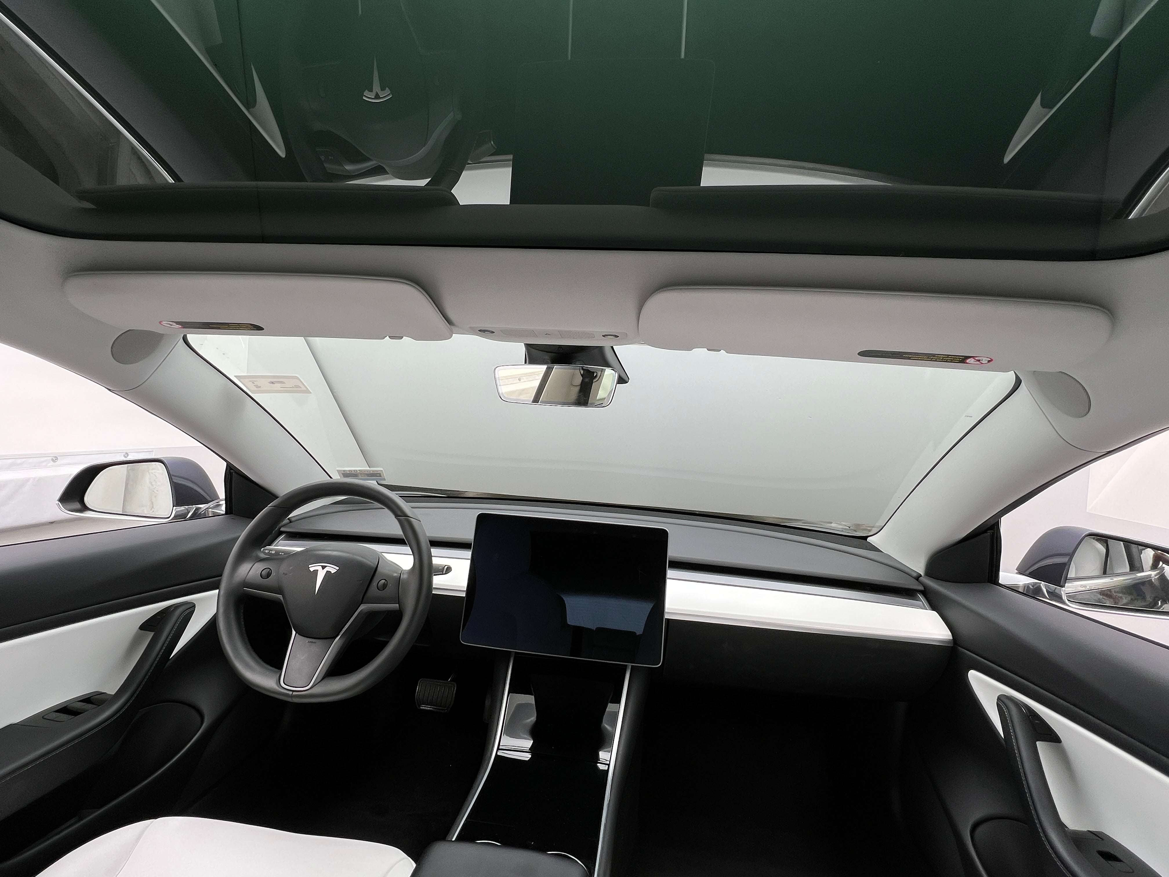 2020 Tesla Model 3 Standard Range 3