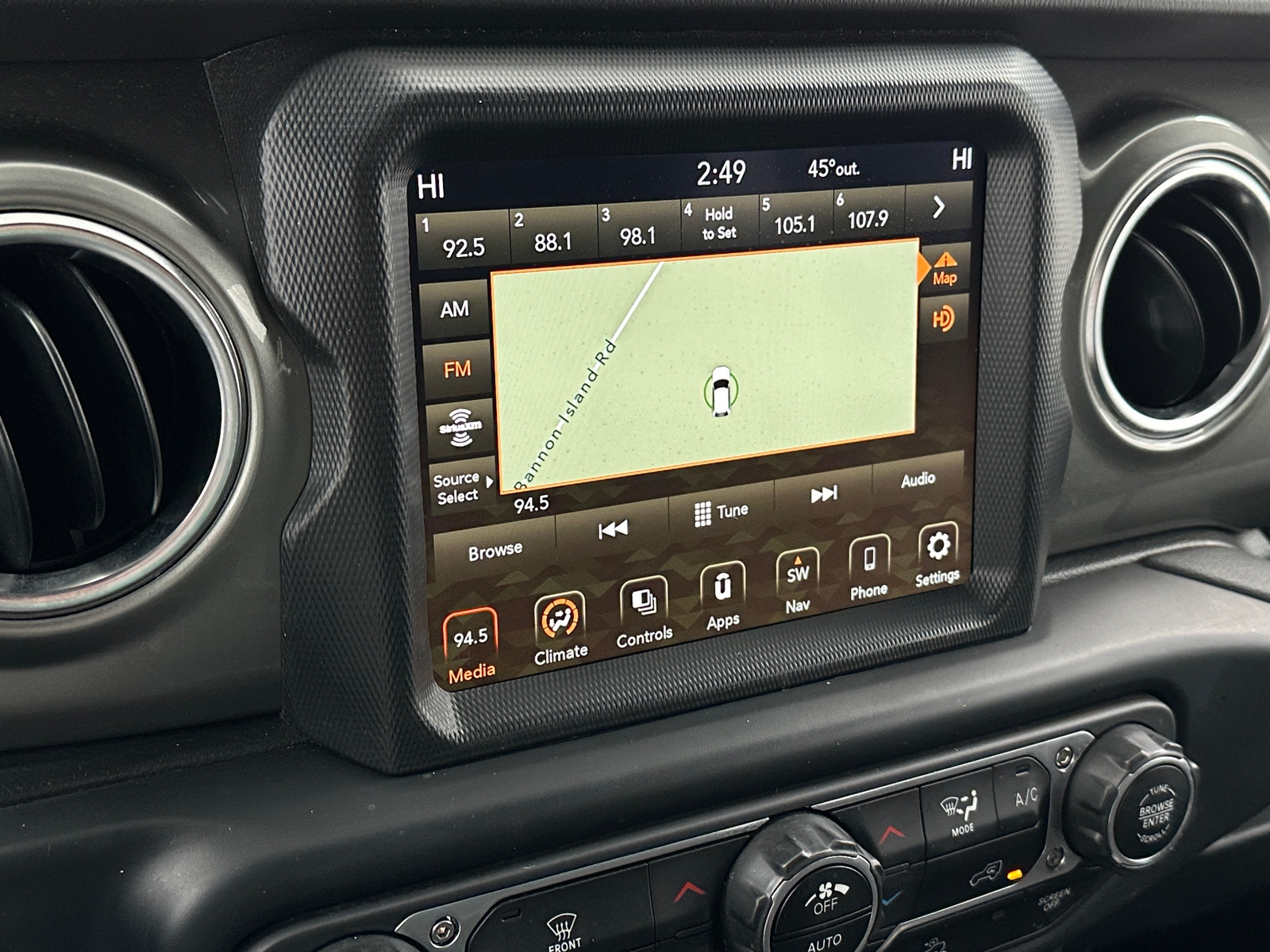 Thumbnail: 2022 Jeep Gladiator - 4
