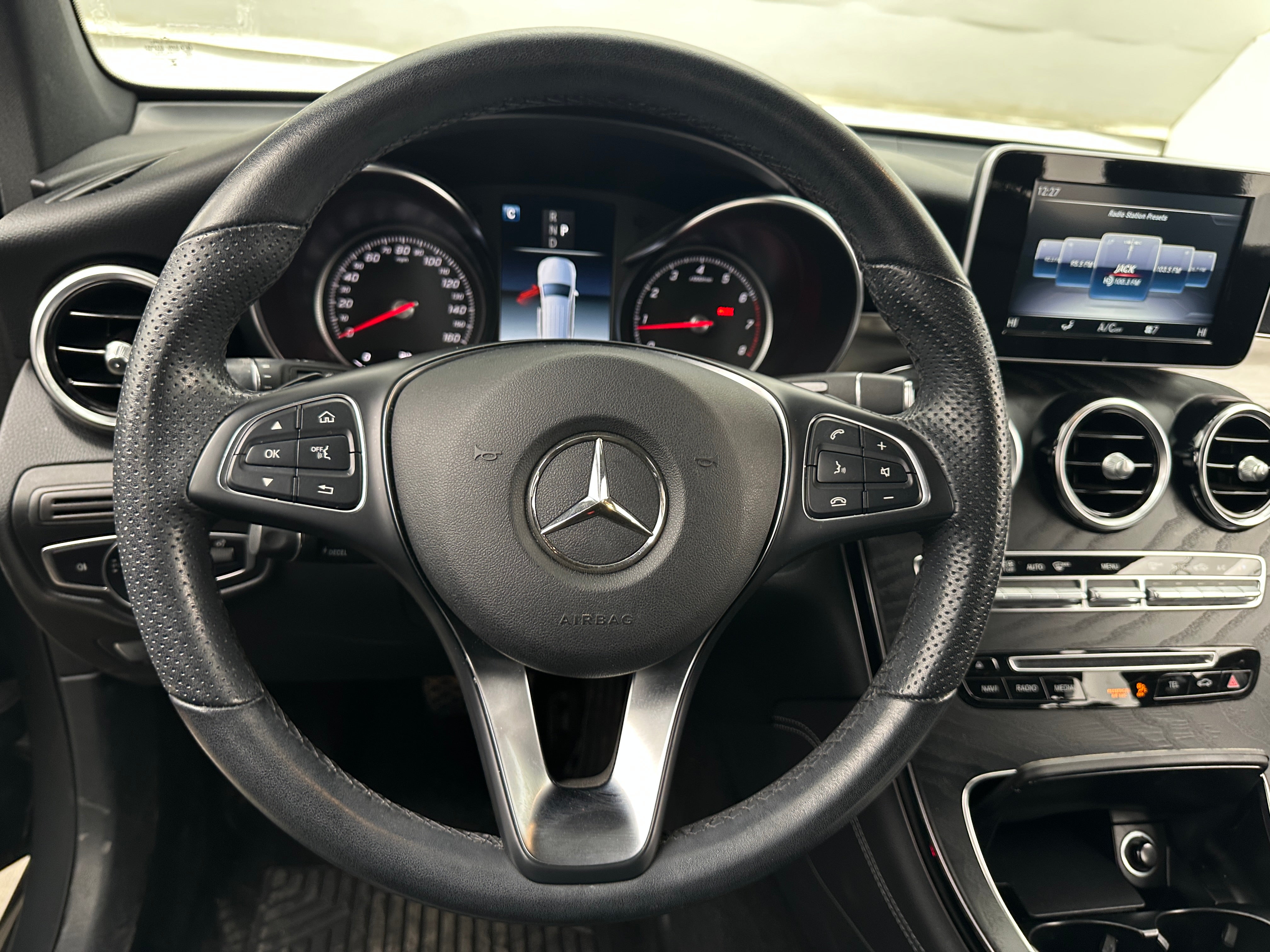 2019 Mercedes-Benz GLC 300 5