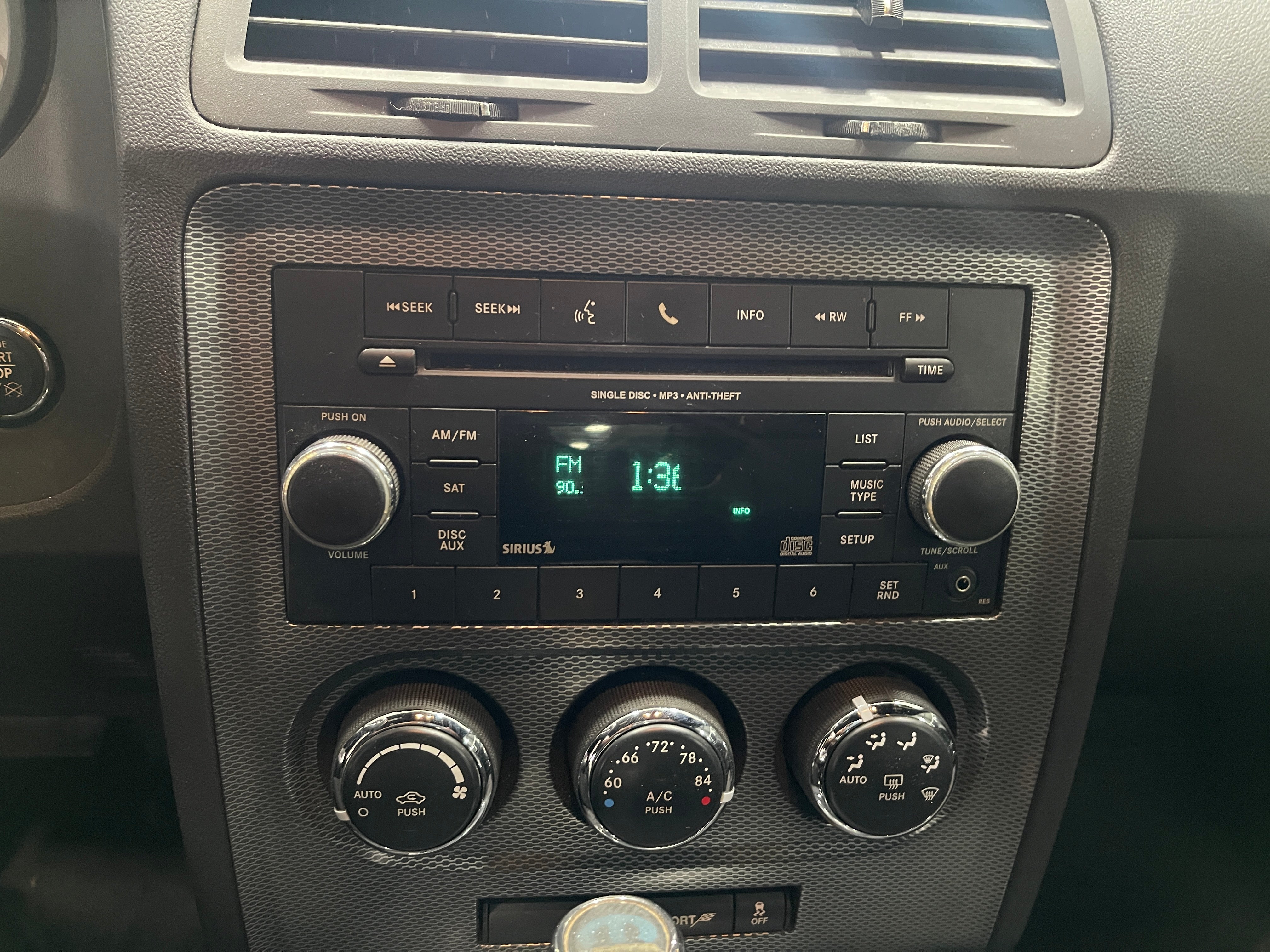 2012 Dodge Challenger R/T 3