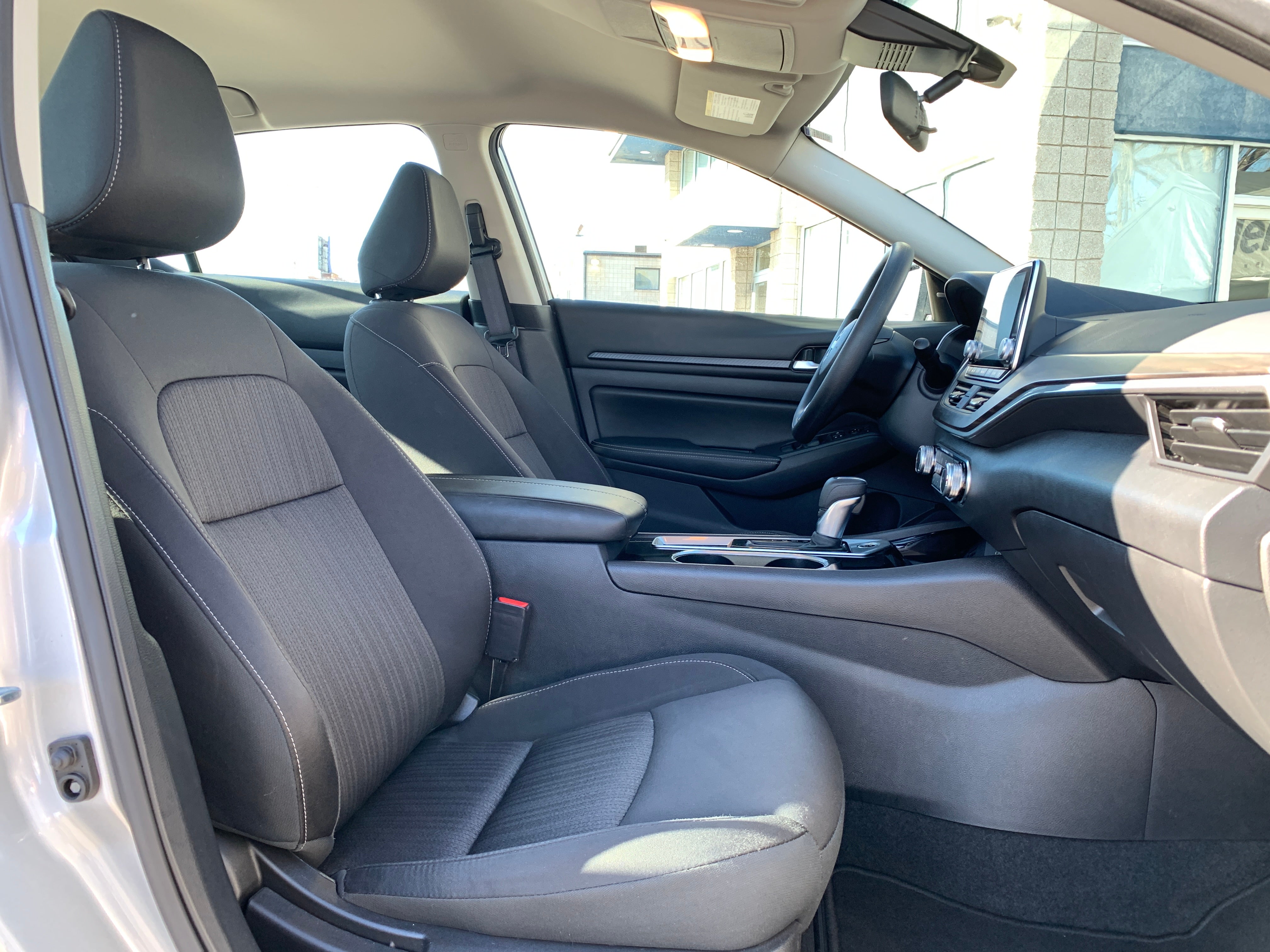 2024 Nissan Altima SV 2