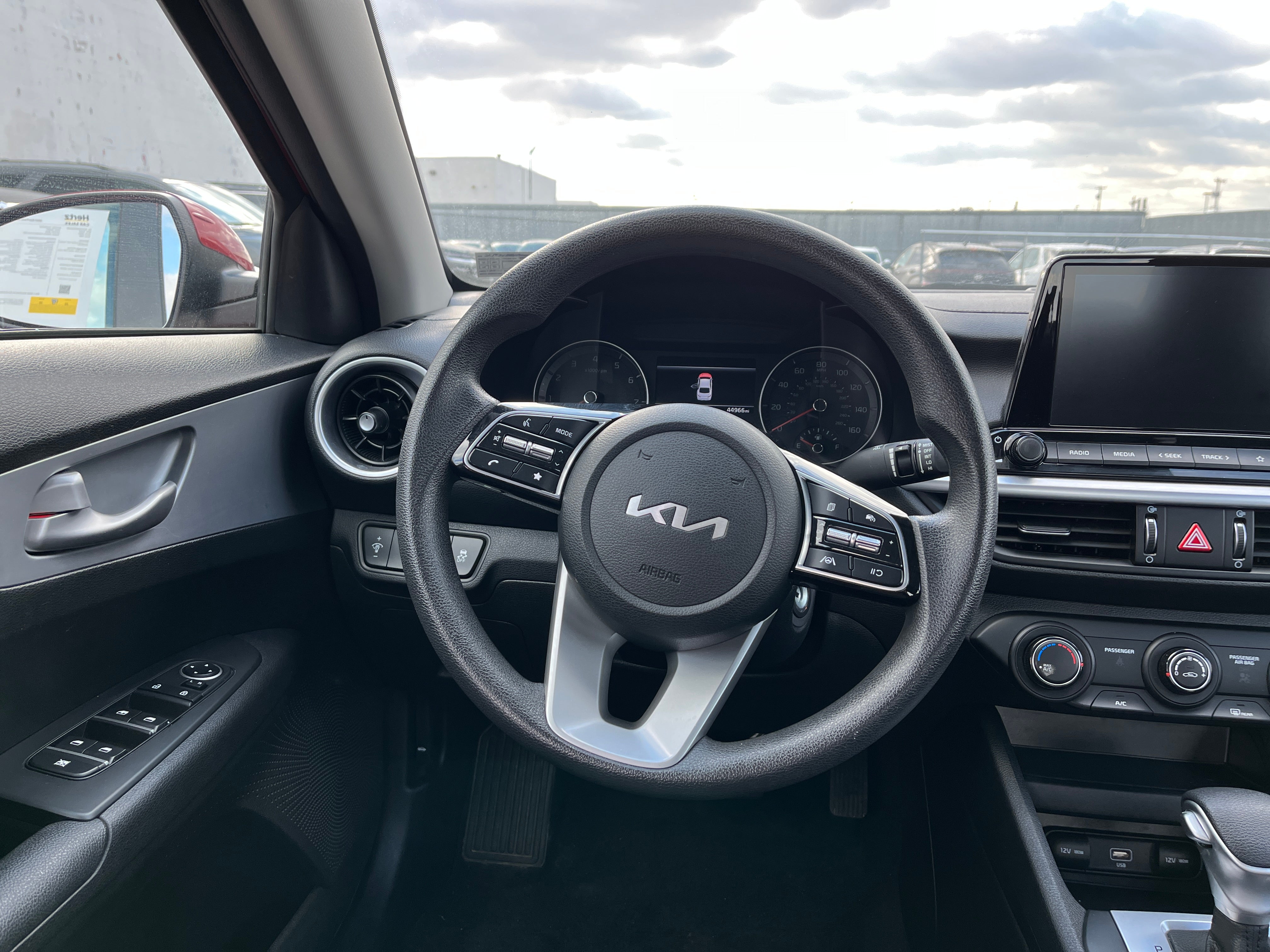 2023 Kia Forte LXS 5