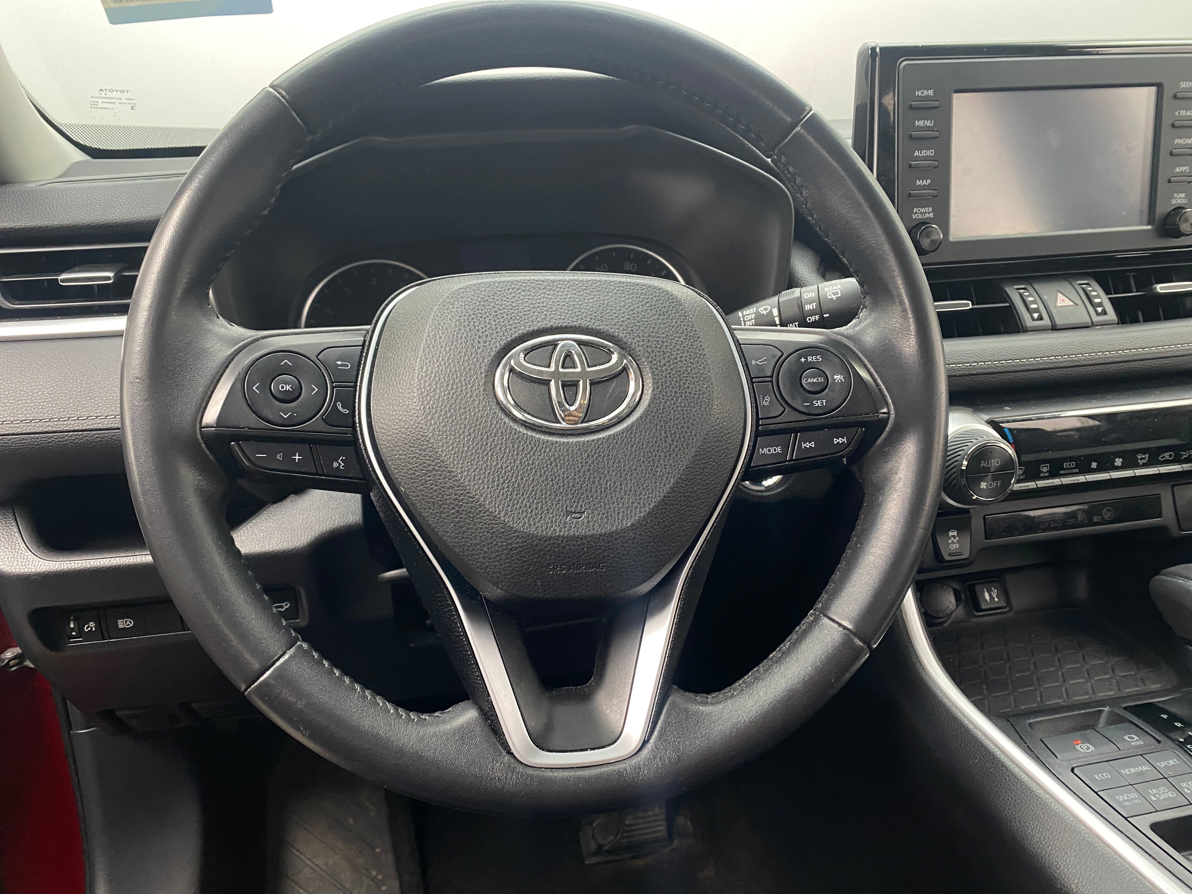 2019 Toyota RAV4 XLE Premium 5