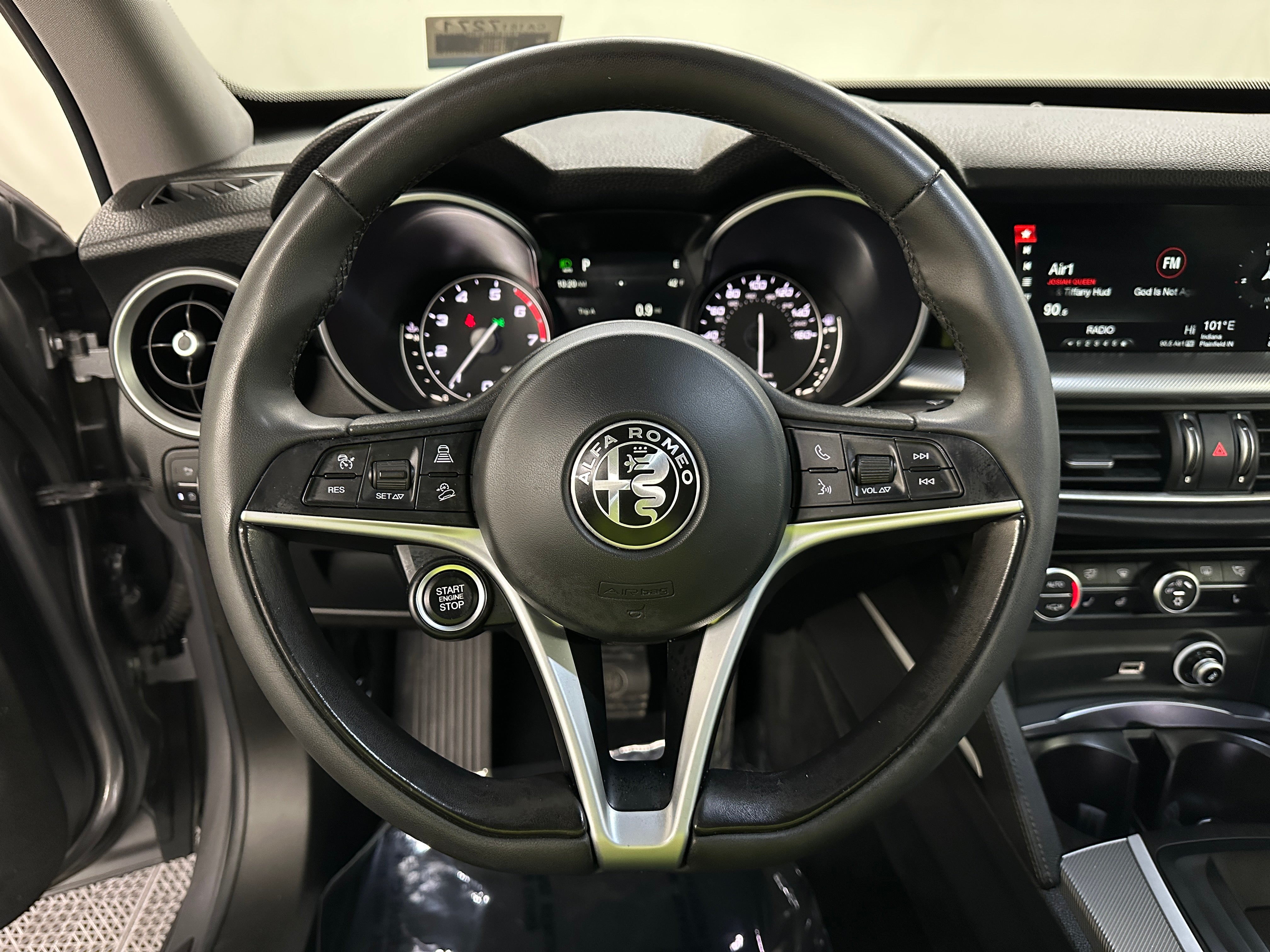 2018 Alfa Romeo Stelvio Ti 4